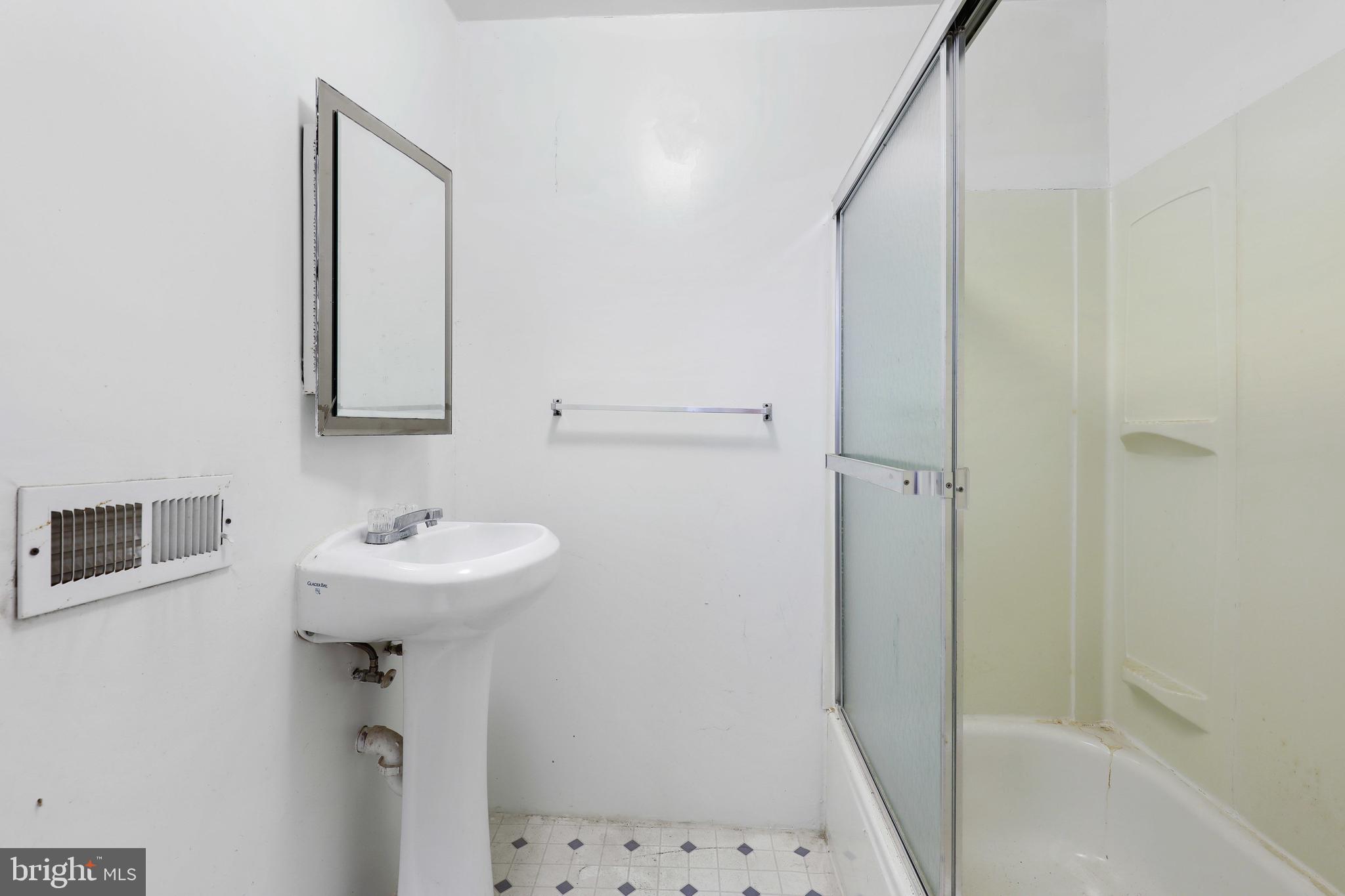 WAVERLY - Residential