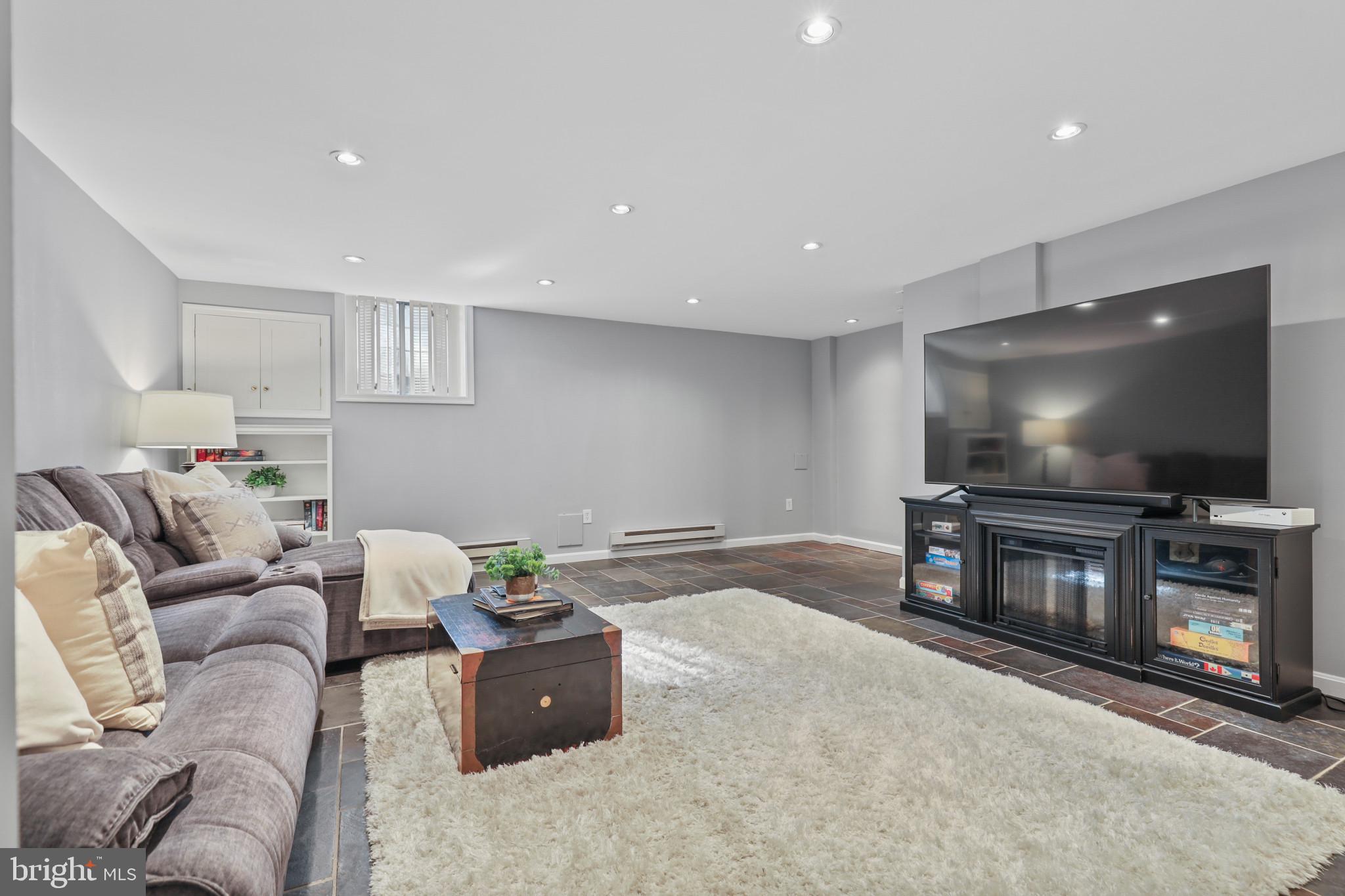 HISTORIC DISTRICT - Residential