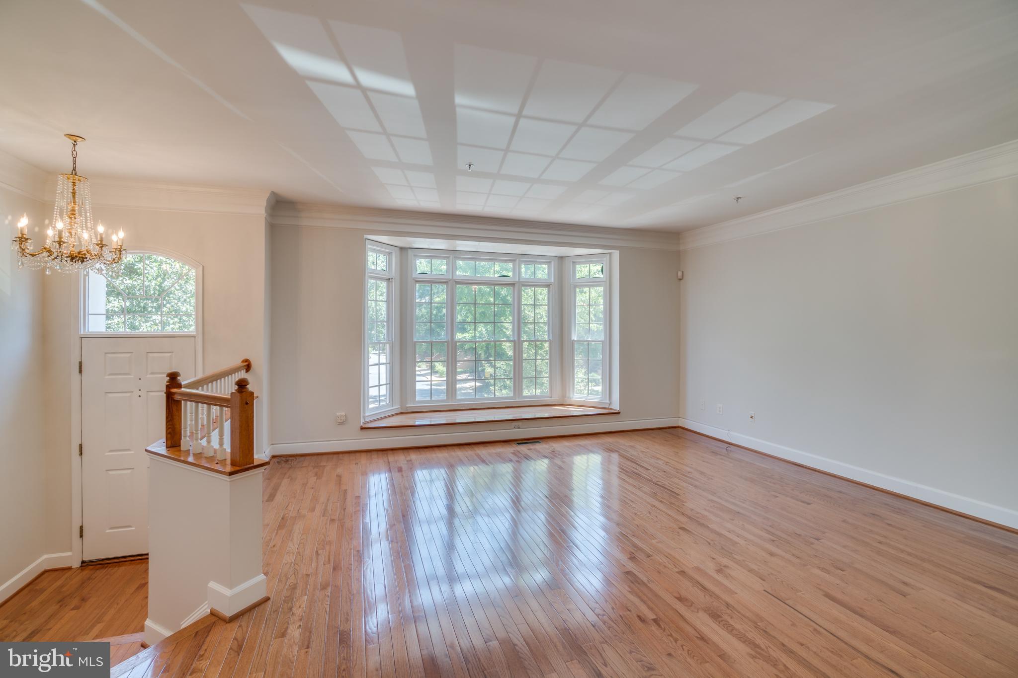 COLONIAL HEIGHTS - Residential Lease