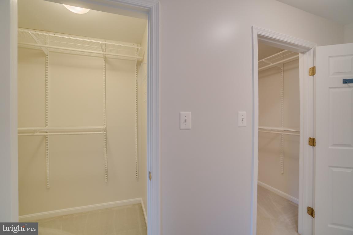 COLONIAL HEIGHTS - Residential Lease