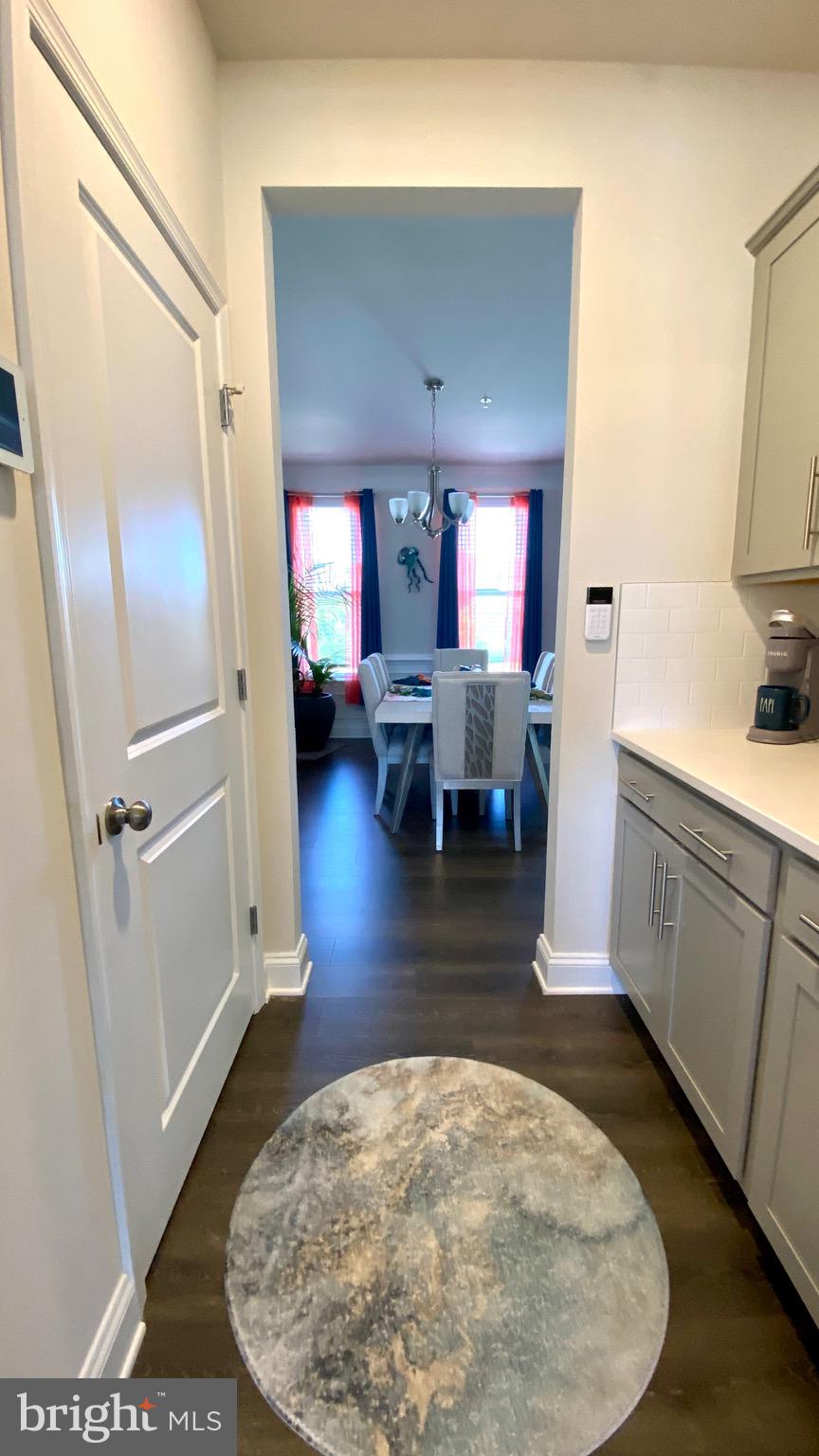 MONARCH GLEN - Residential