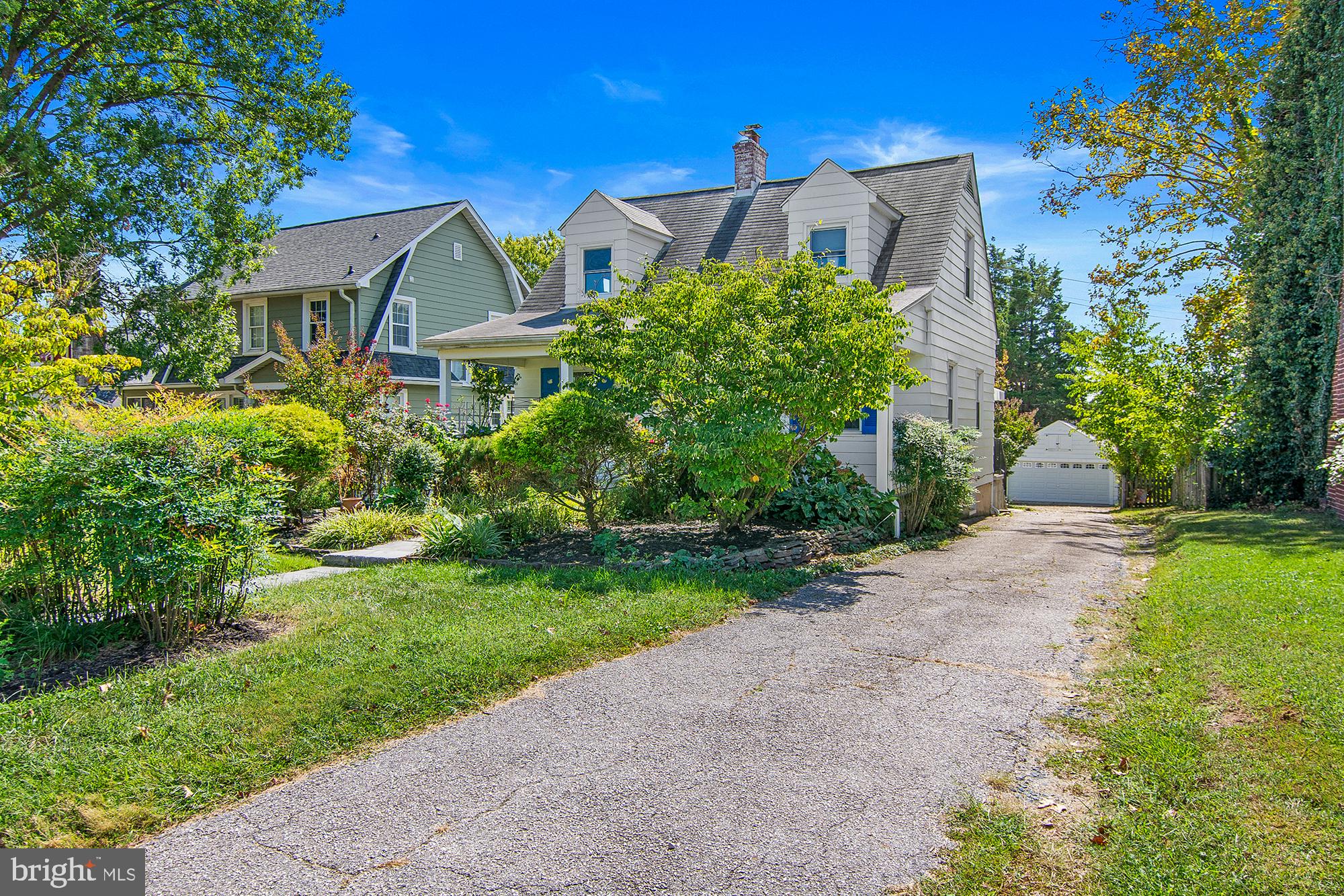 4211 KENSINGTON ROAD - Photo 2
