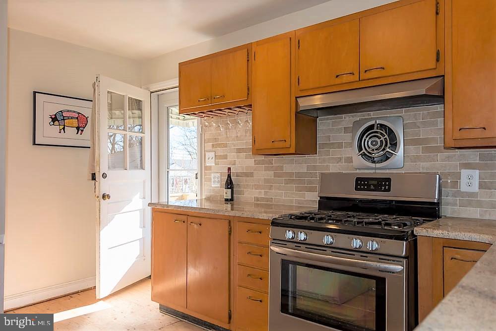 VIRGINIA HEIGHTS - Residential Lease