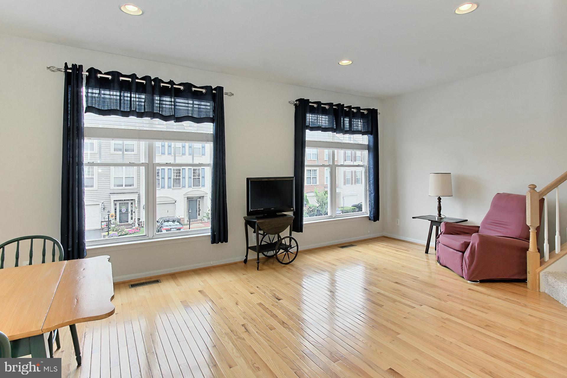 BROADLANDS SOUTH - Residential