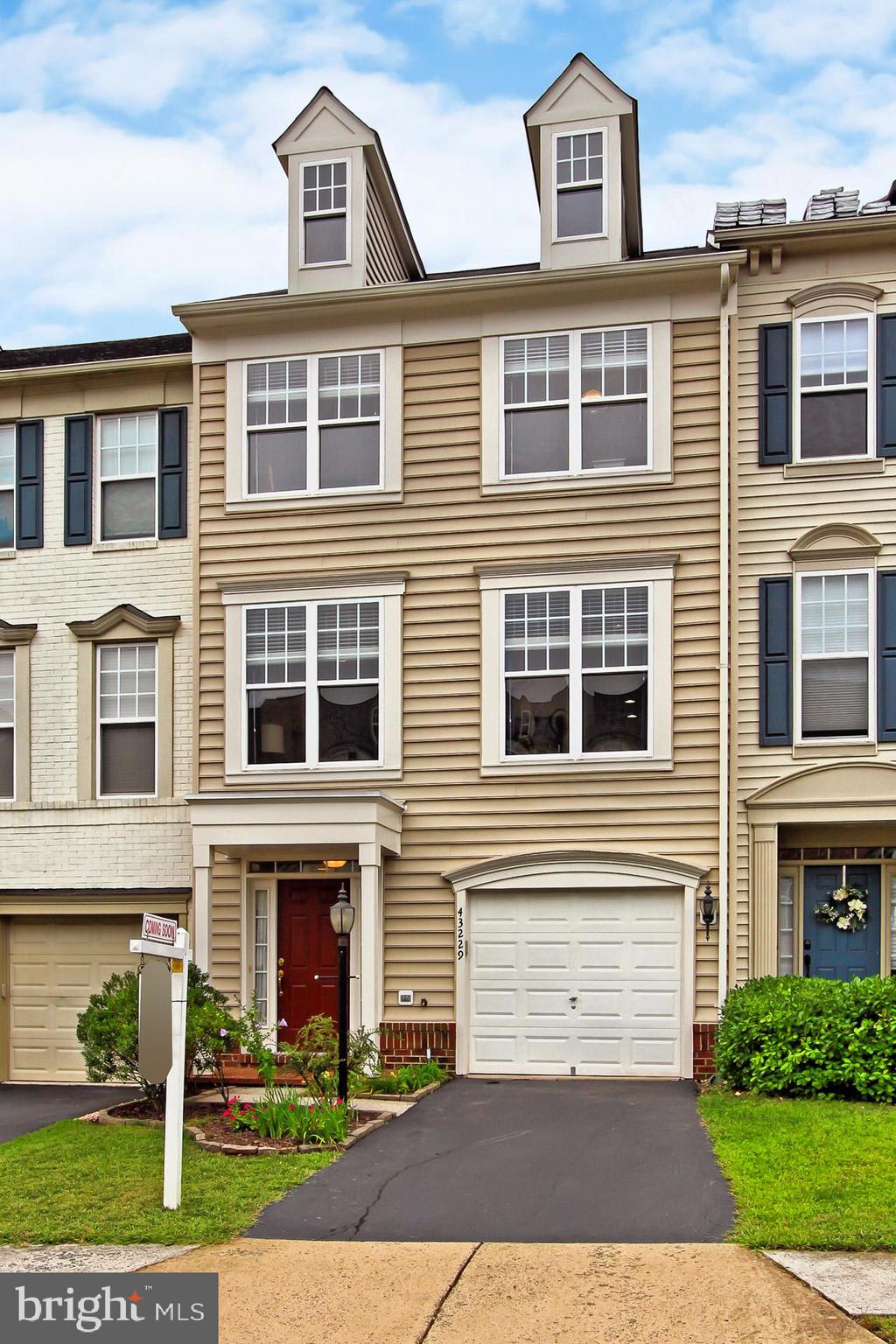 BROADLANDS SOUTH - Residential