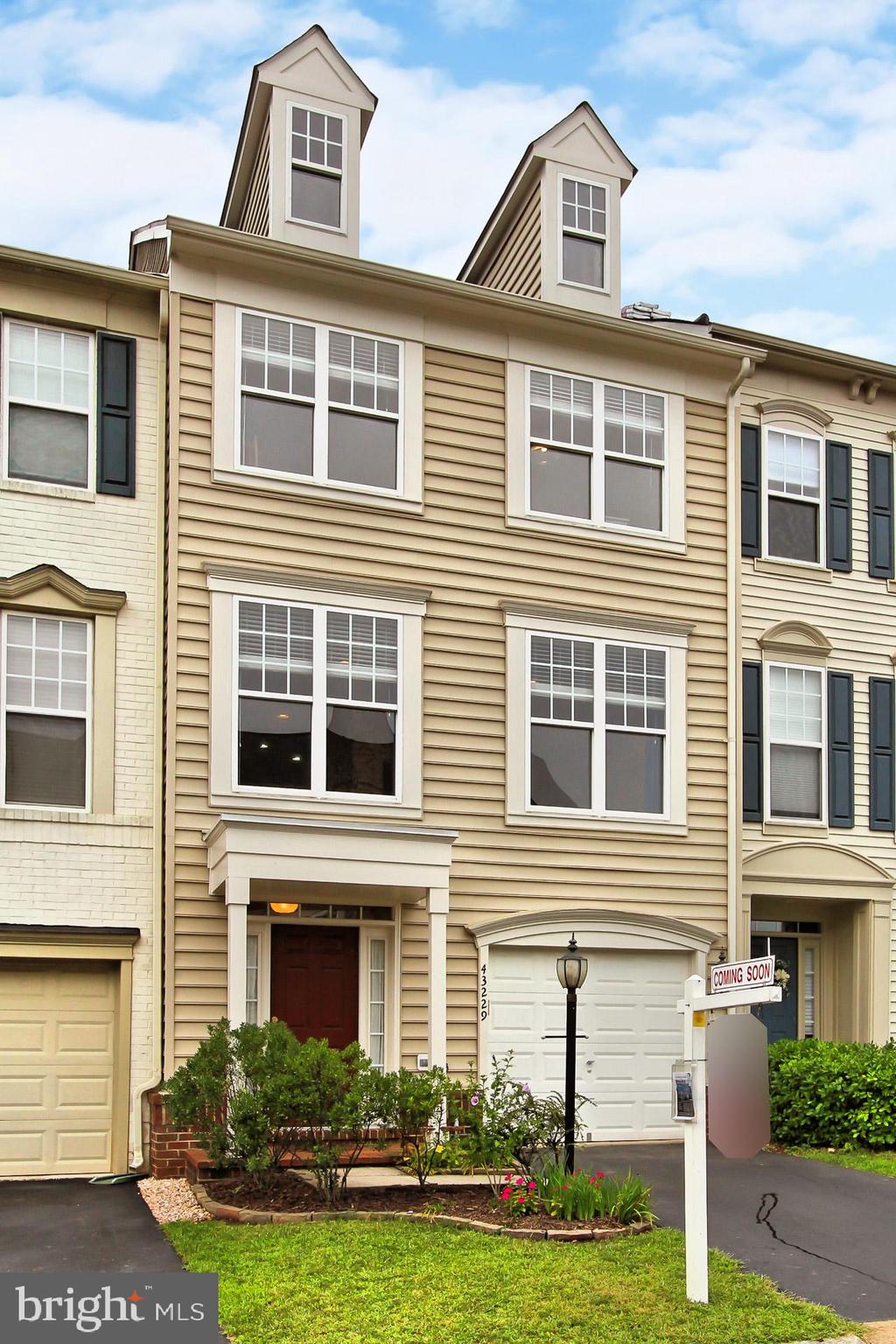 BROADLANDS SOUTH - Residential