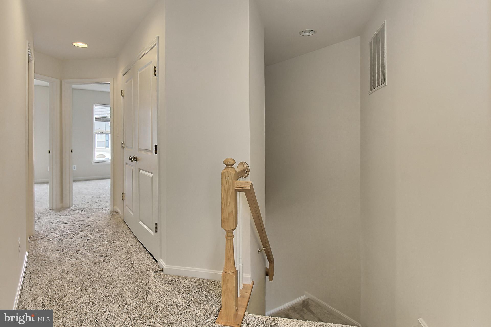 BROADLANDS SOUTH - Residential