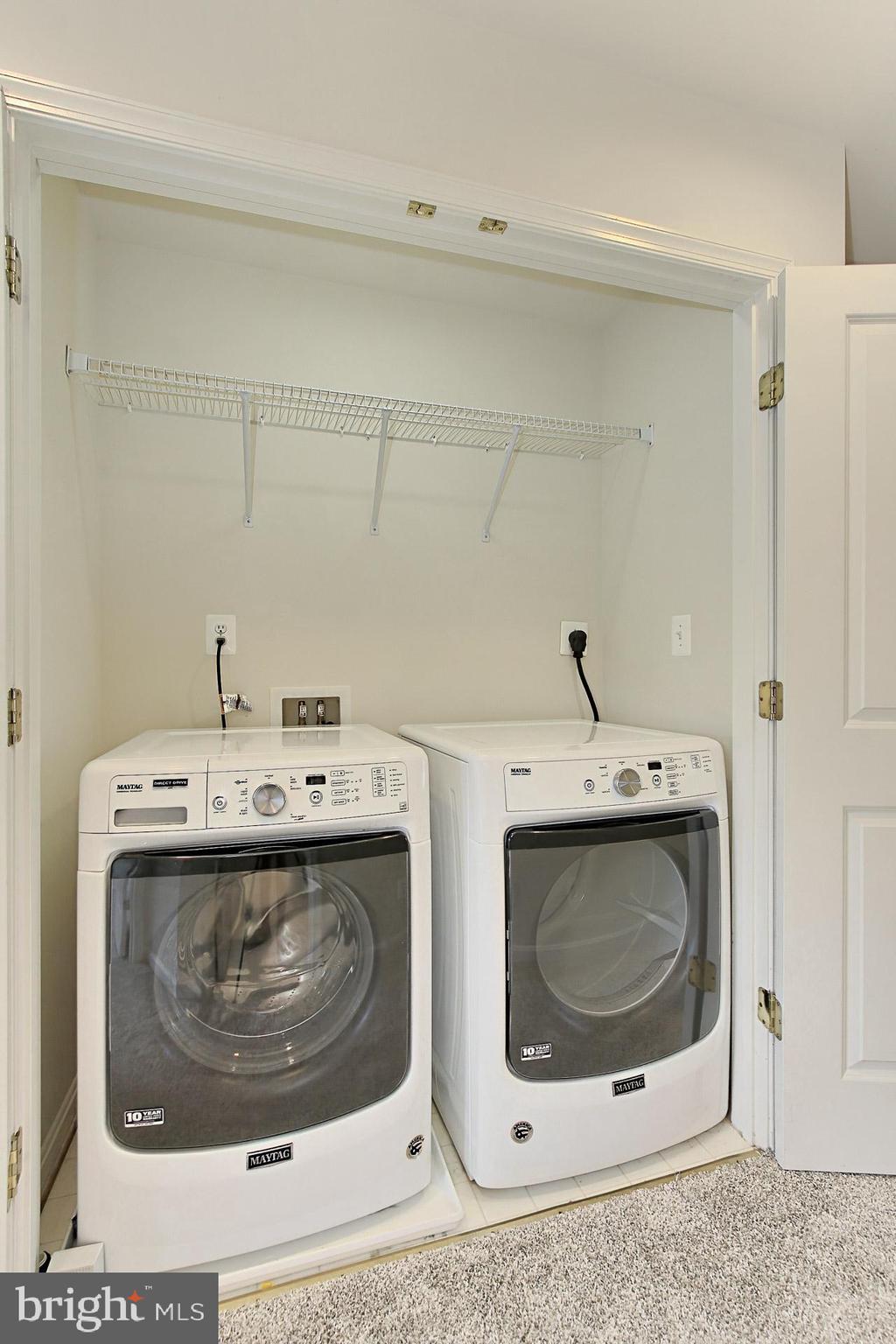 BROADLANDS SOUTH - Residential