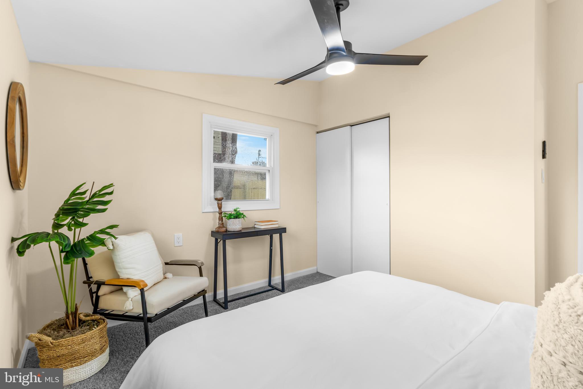 CRESTWOOD ACRES - Residential