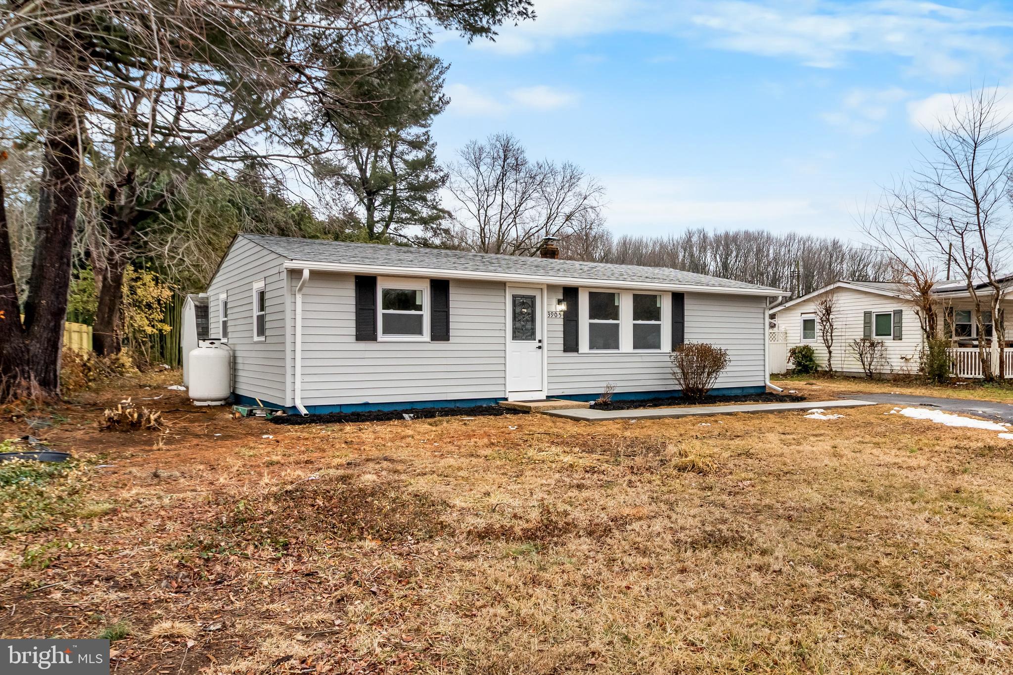 CRESTWOOD ACRES - Residential