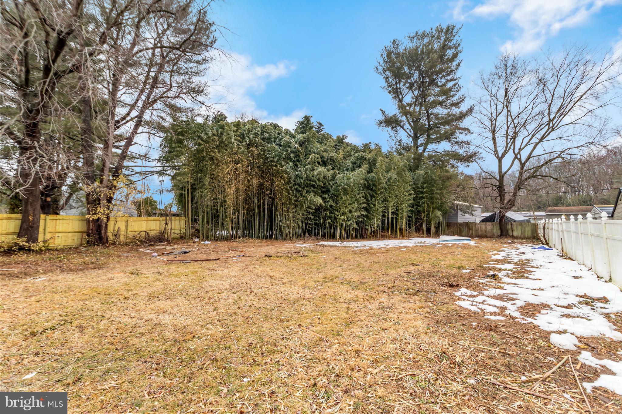 CRESTWOOD ACRES - Residential