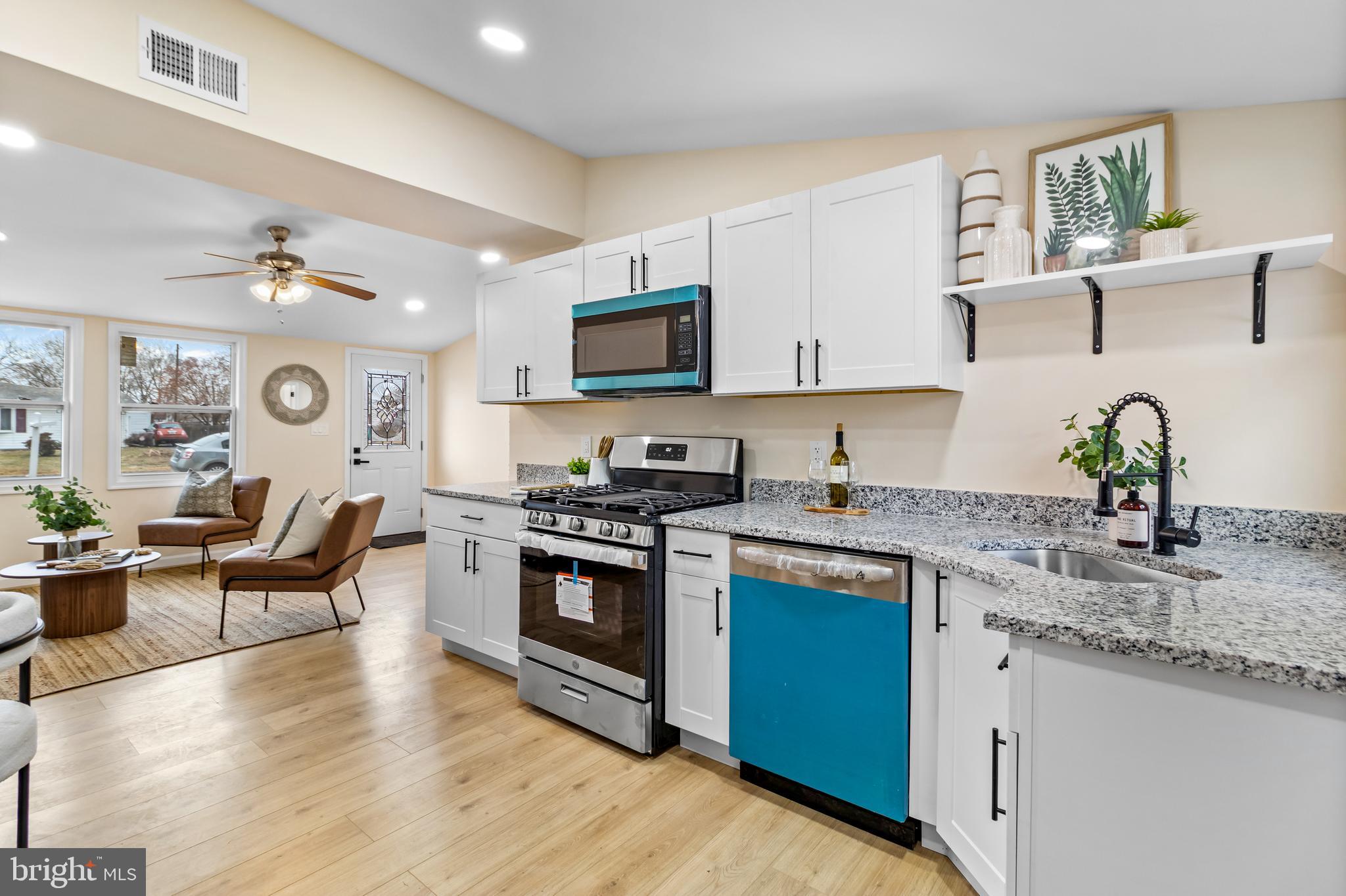 CRESTWOOD ACRES - Residential