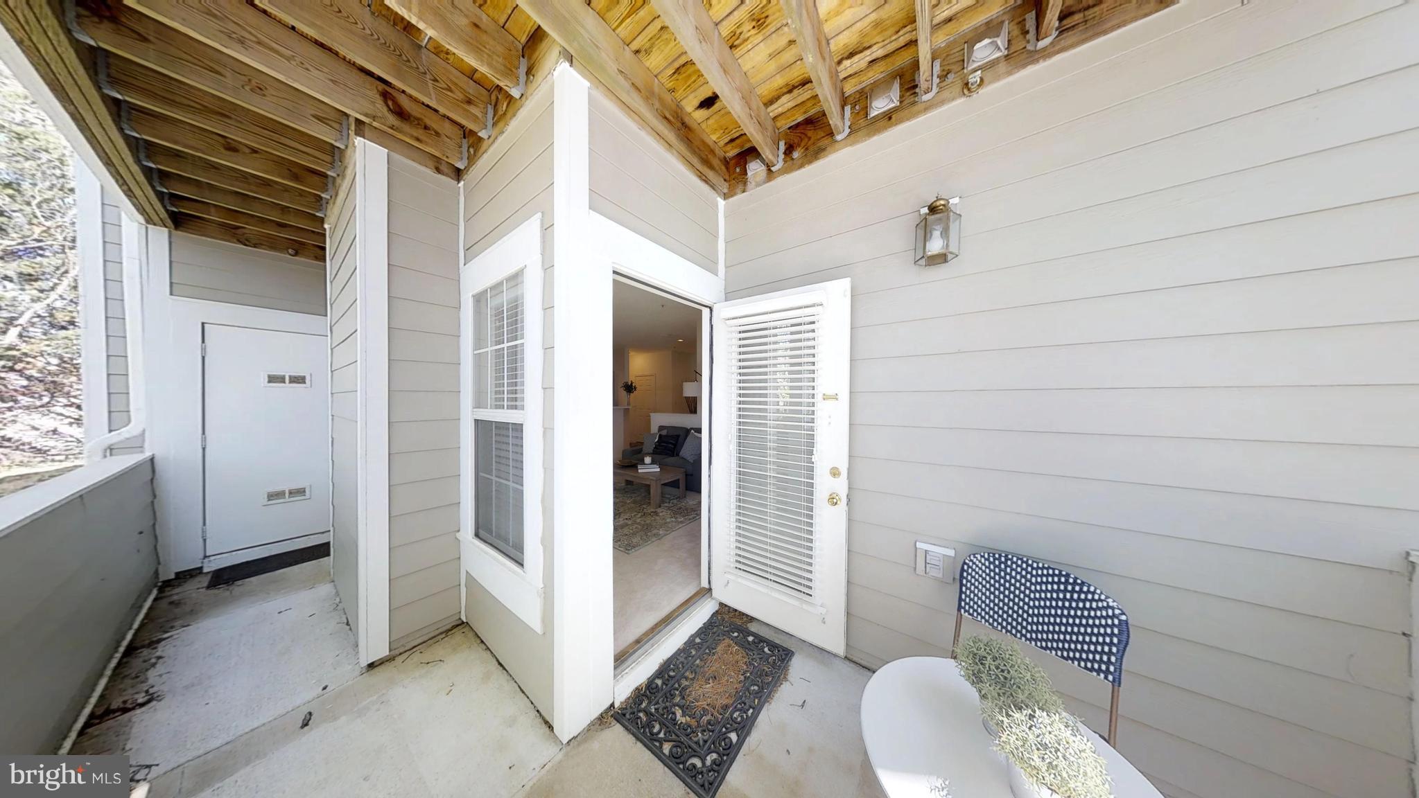 EDGEWATER AT TOWN CENTER - Residential