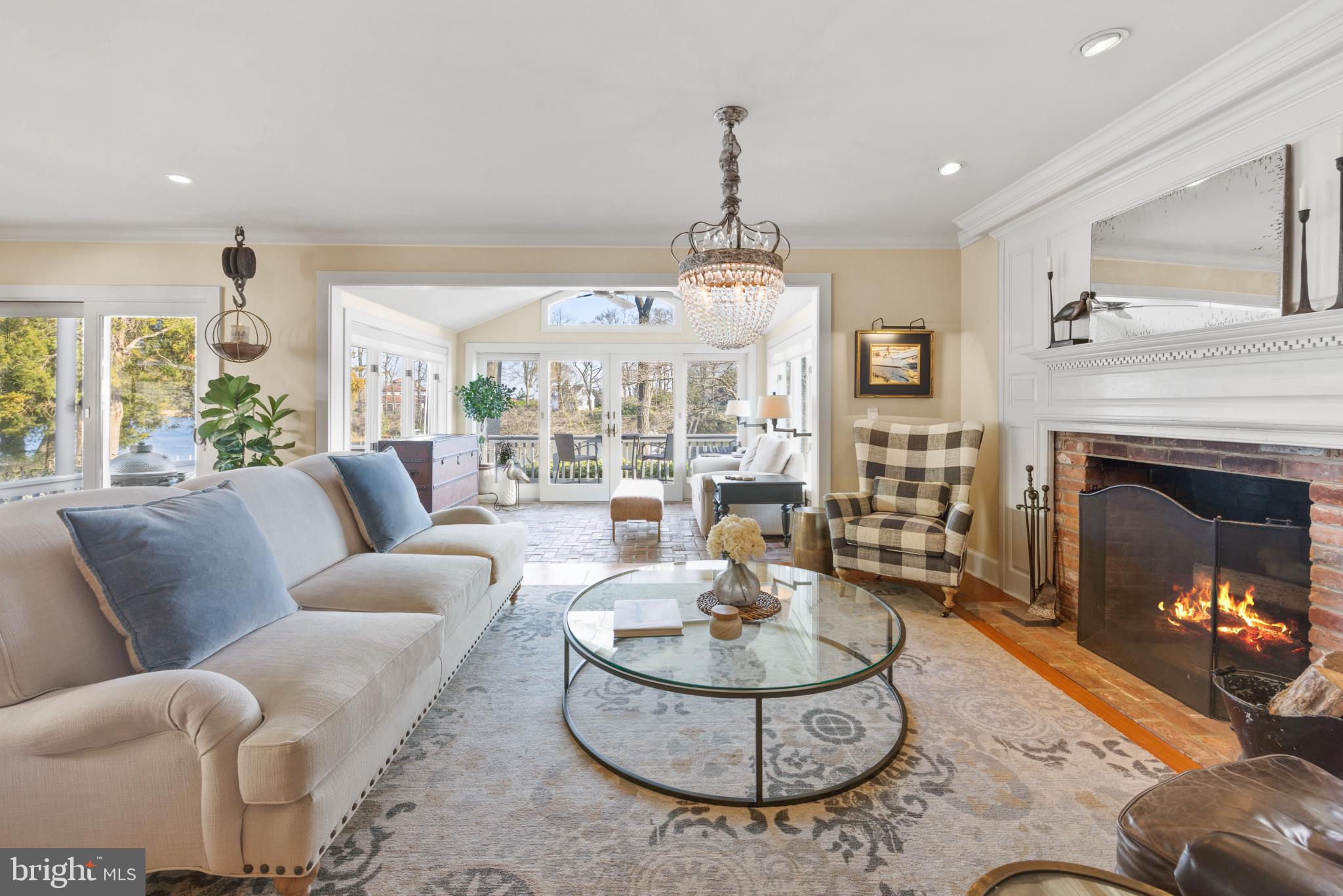 WHITEHALL BEACH - Residential