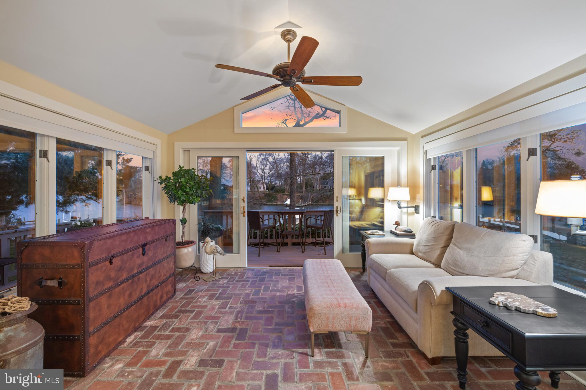 WHITEHALL BEACH - Residential