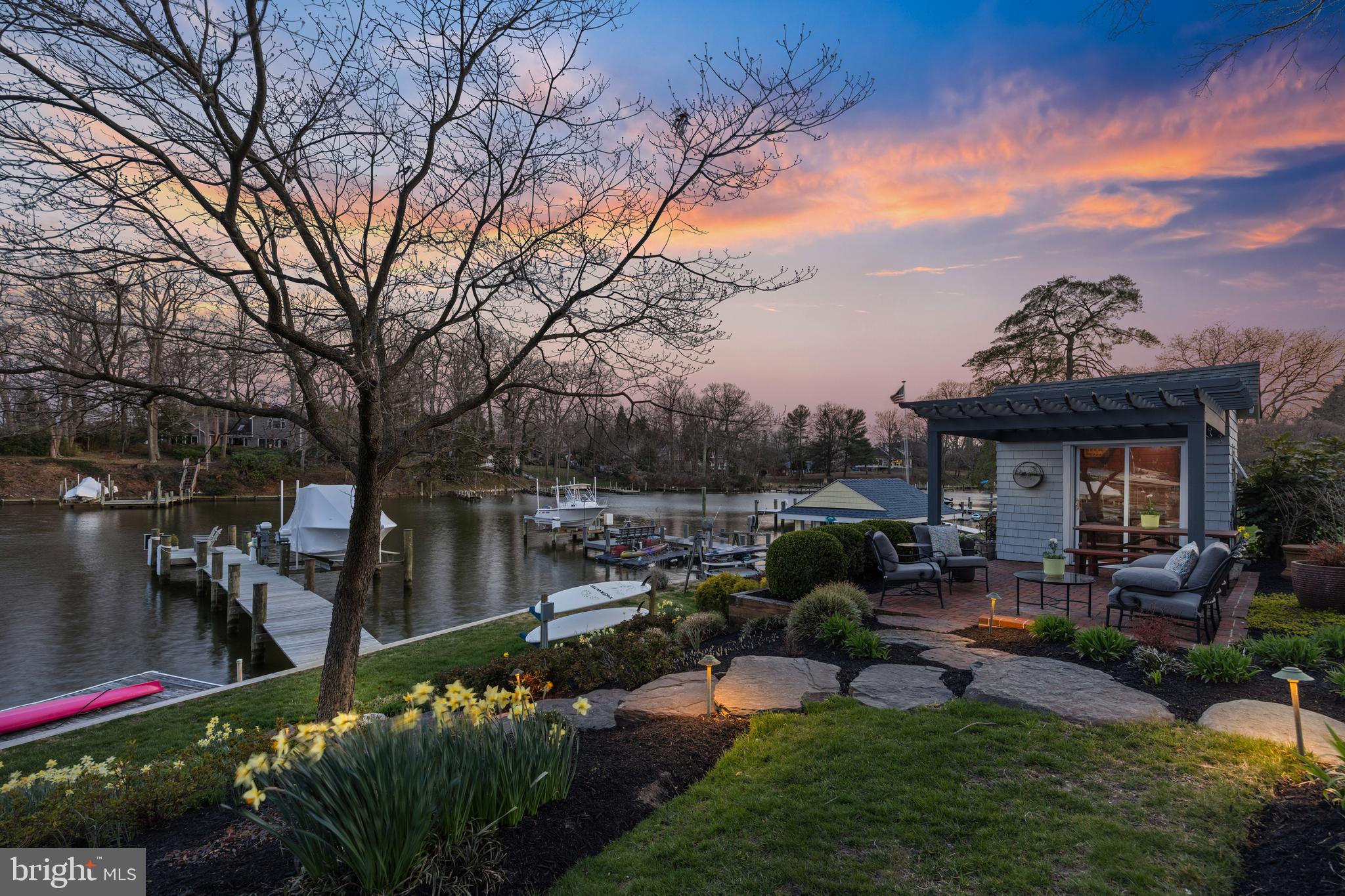 WHITEHALL BEACH - Residential