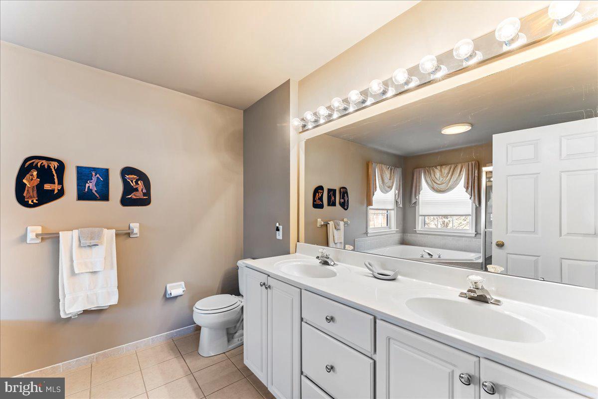 VALLEYBROOKE CHASE - Residential