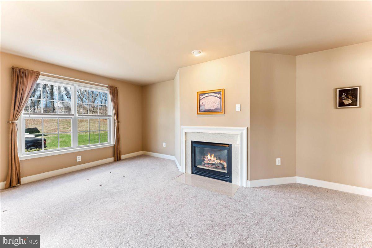 VALLEYBROOKE CHASE - Residential