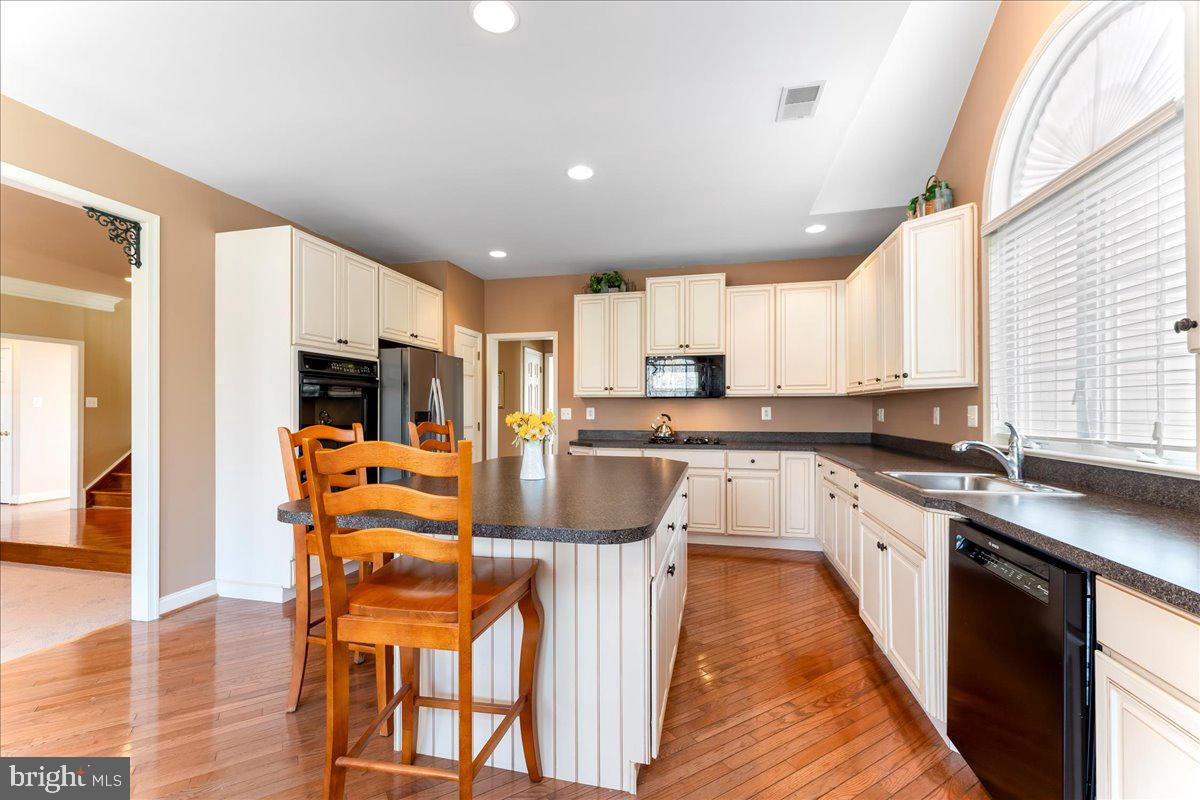 VALLEYBROOKE CHASE - Residential