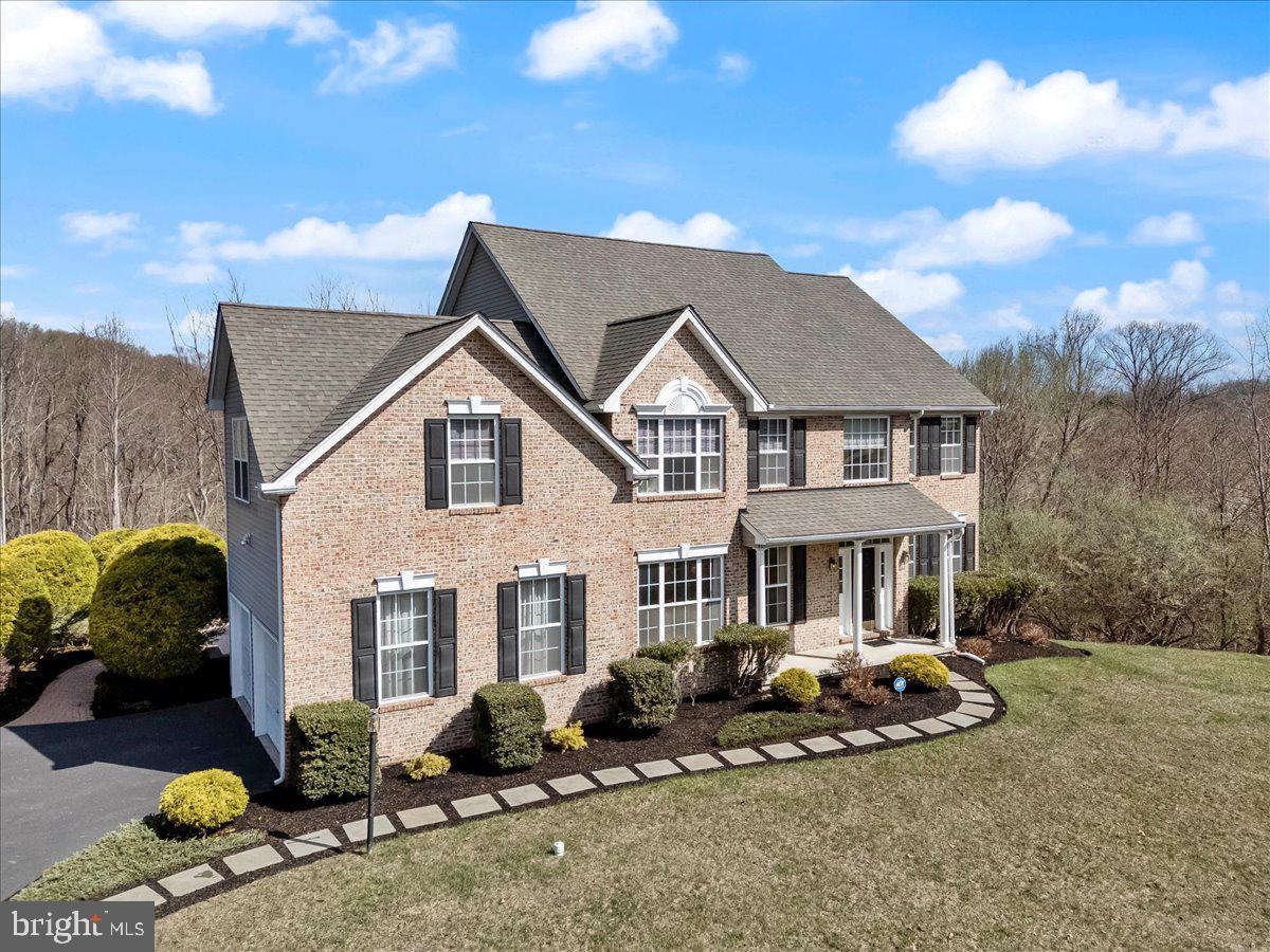 VALLEYBROOKE CHASE - Residential