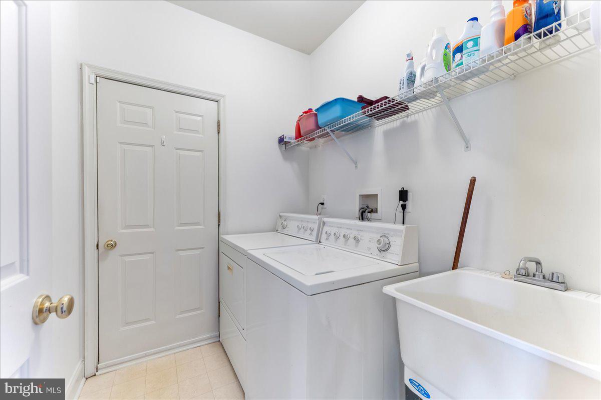 VALLEYBROOKE CHASE - Residential