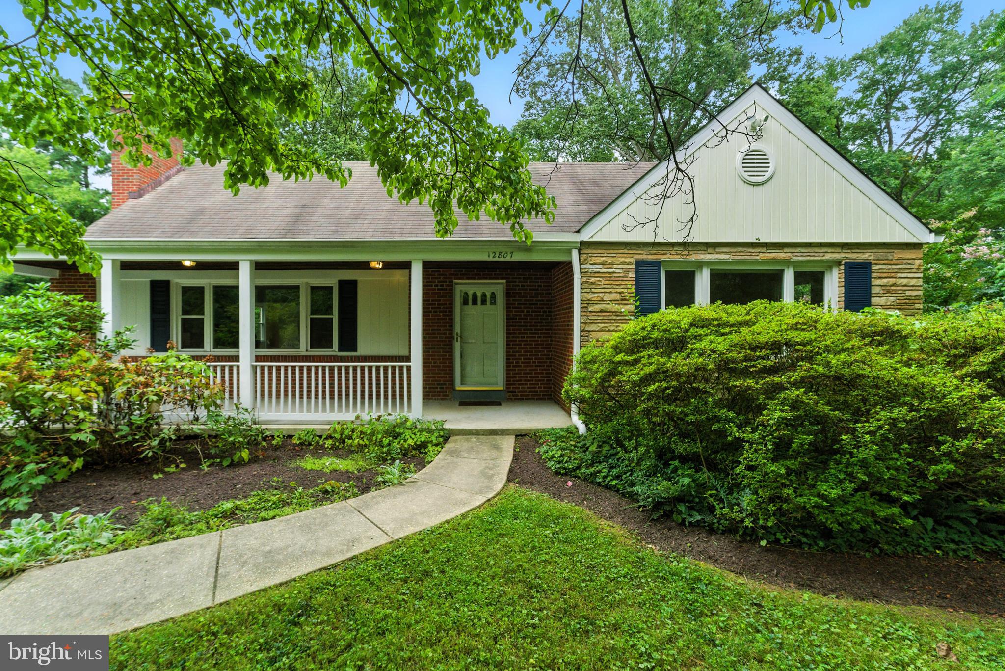 12807 TWO FARM DRIVE