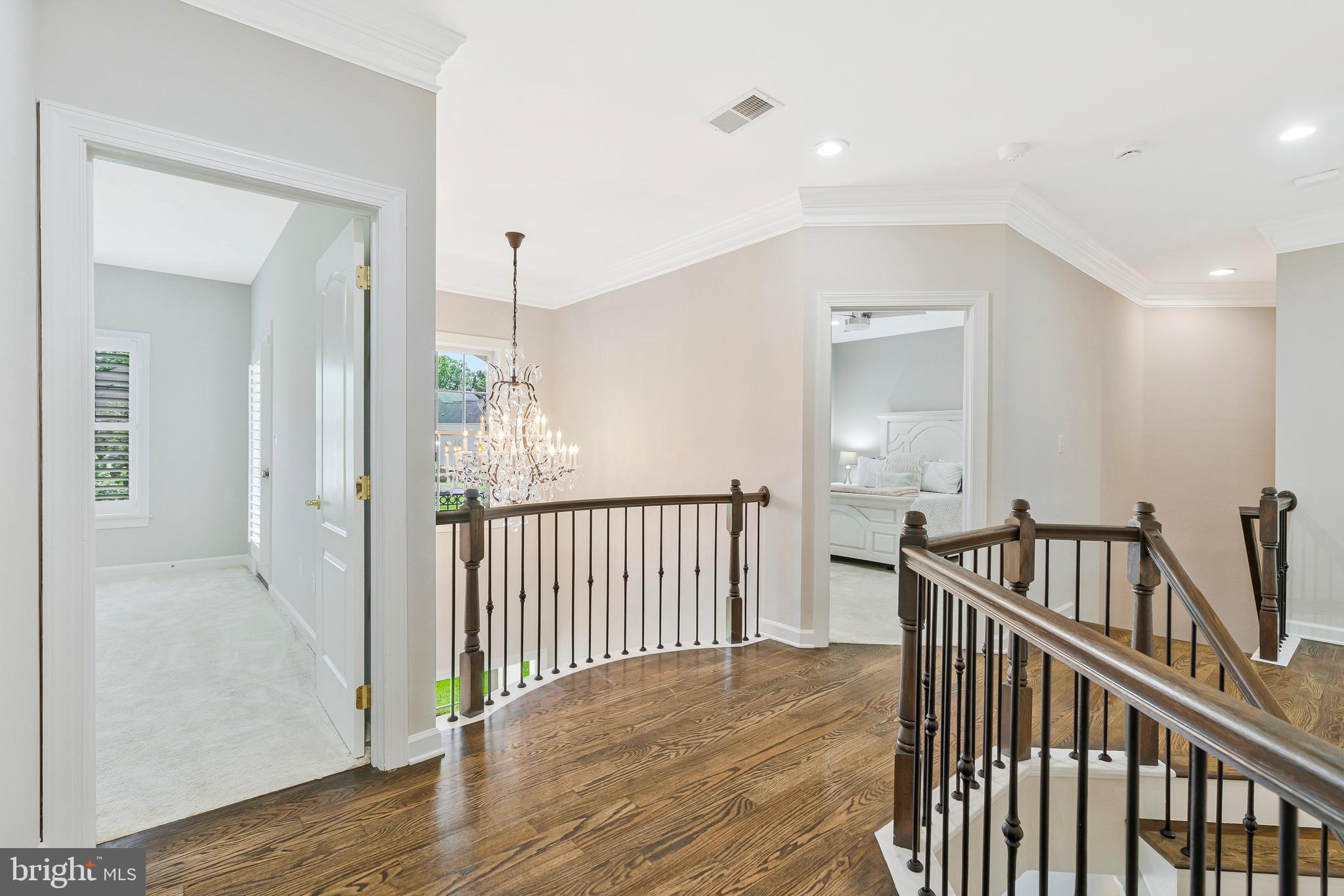 LANSDOWNE ON THE POTOMAC - Residential