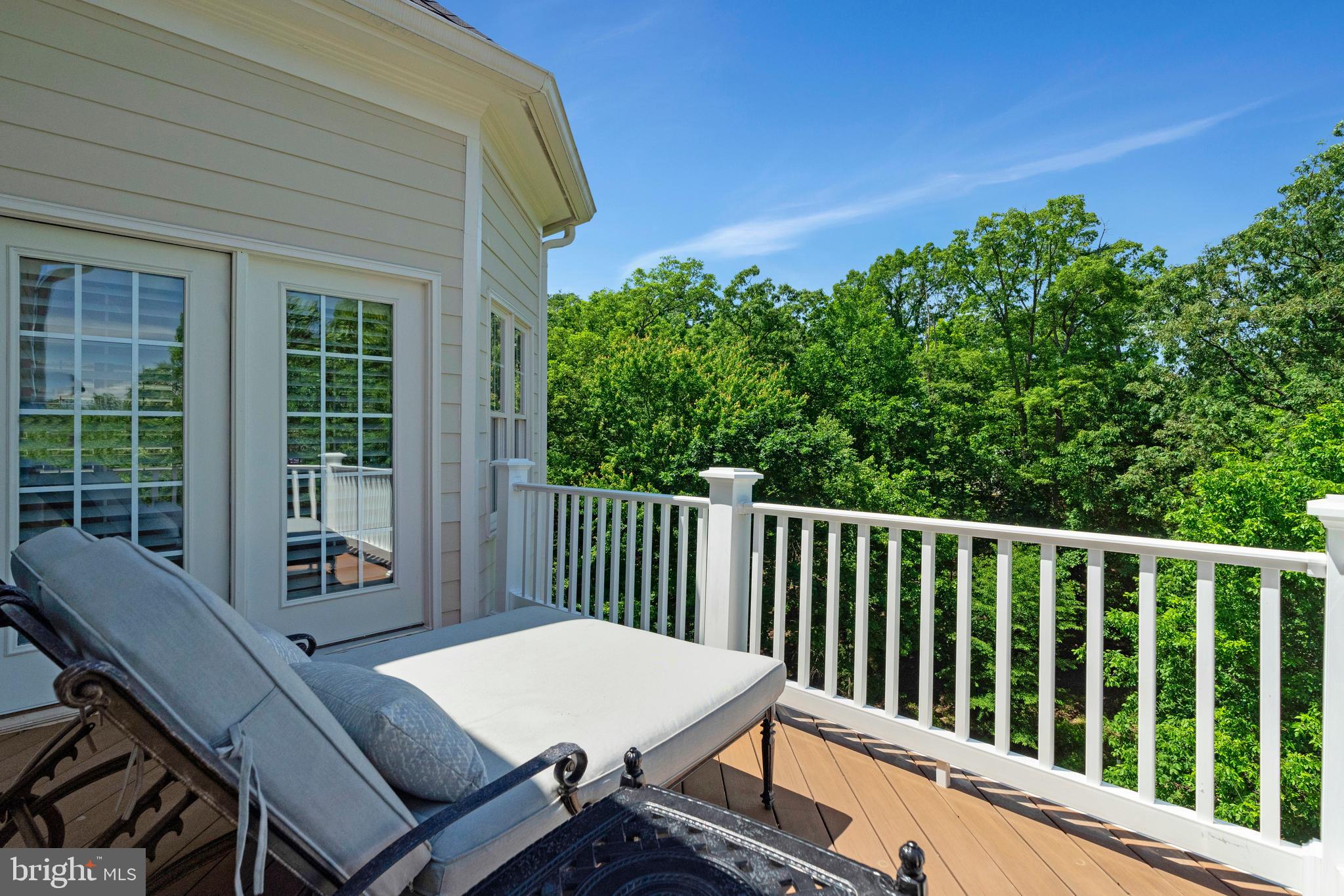 LANSDOWNE ON THE POTOMAC - Residential