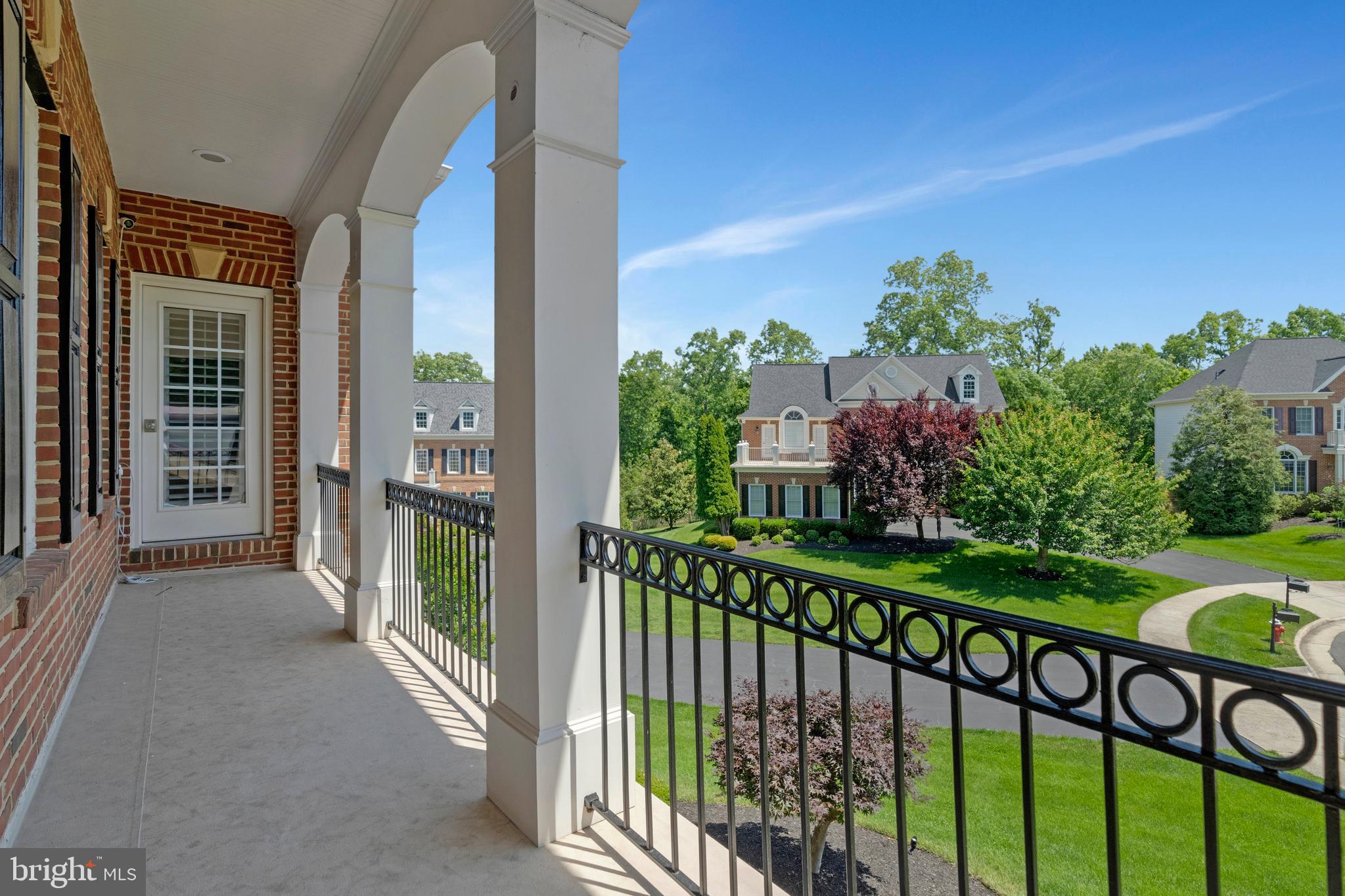 LANSDOWNE ON THE POTOMAC - Residential