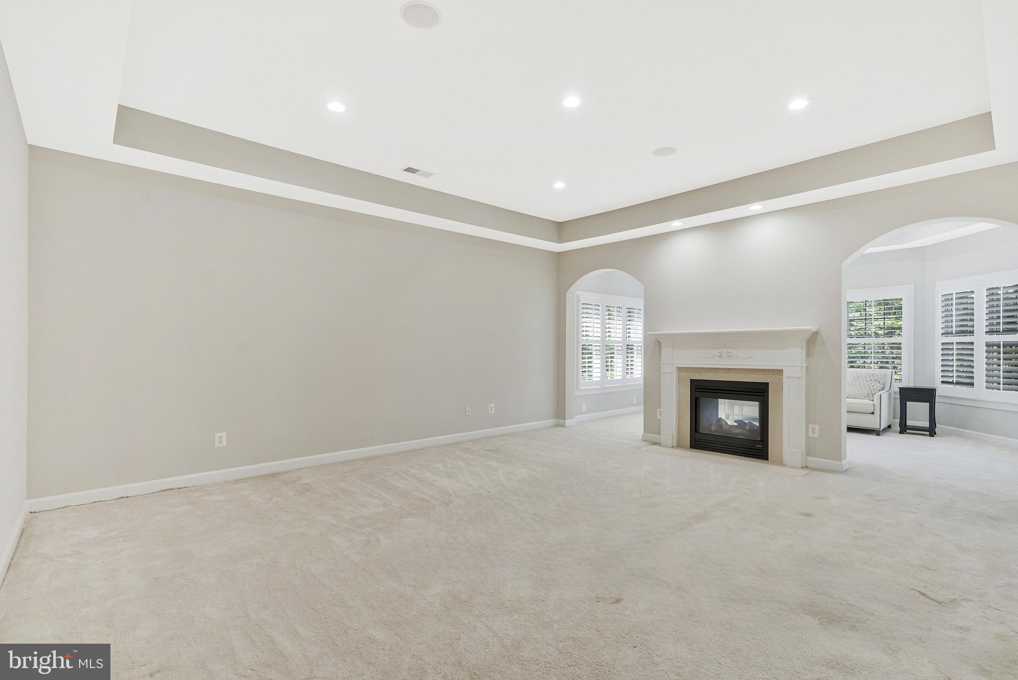 LANSDOWNE ON THE POTOMAC - Residential