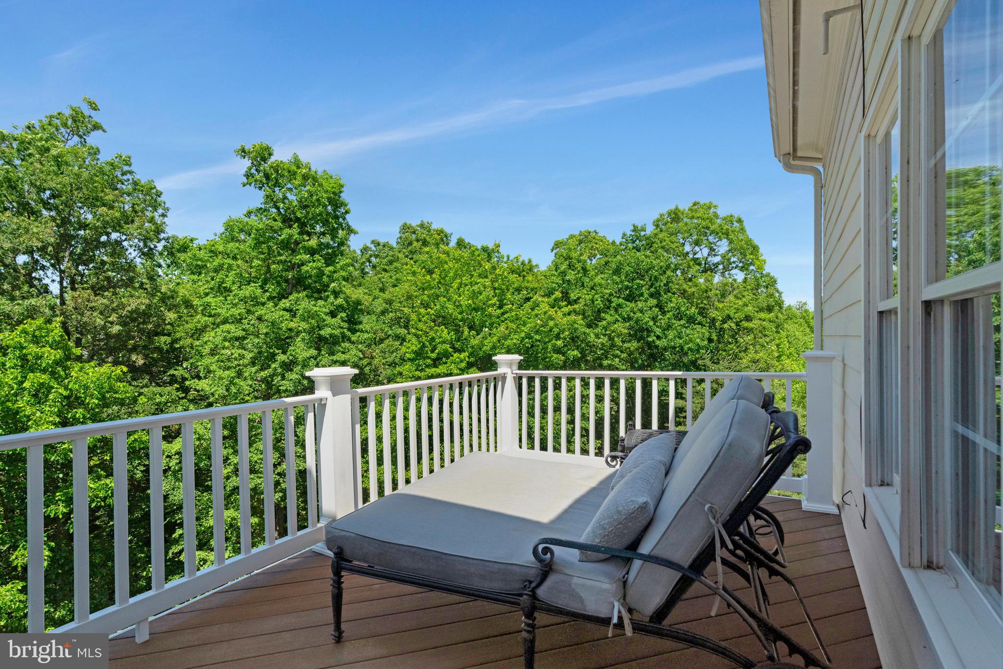 LANSDOWNE ON THE POTOMAC - Residential