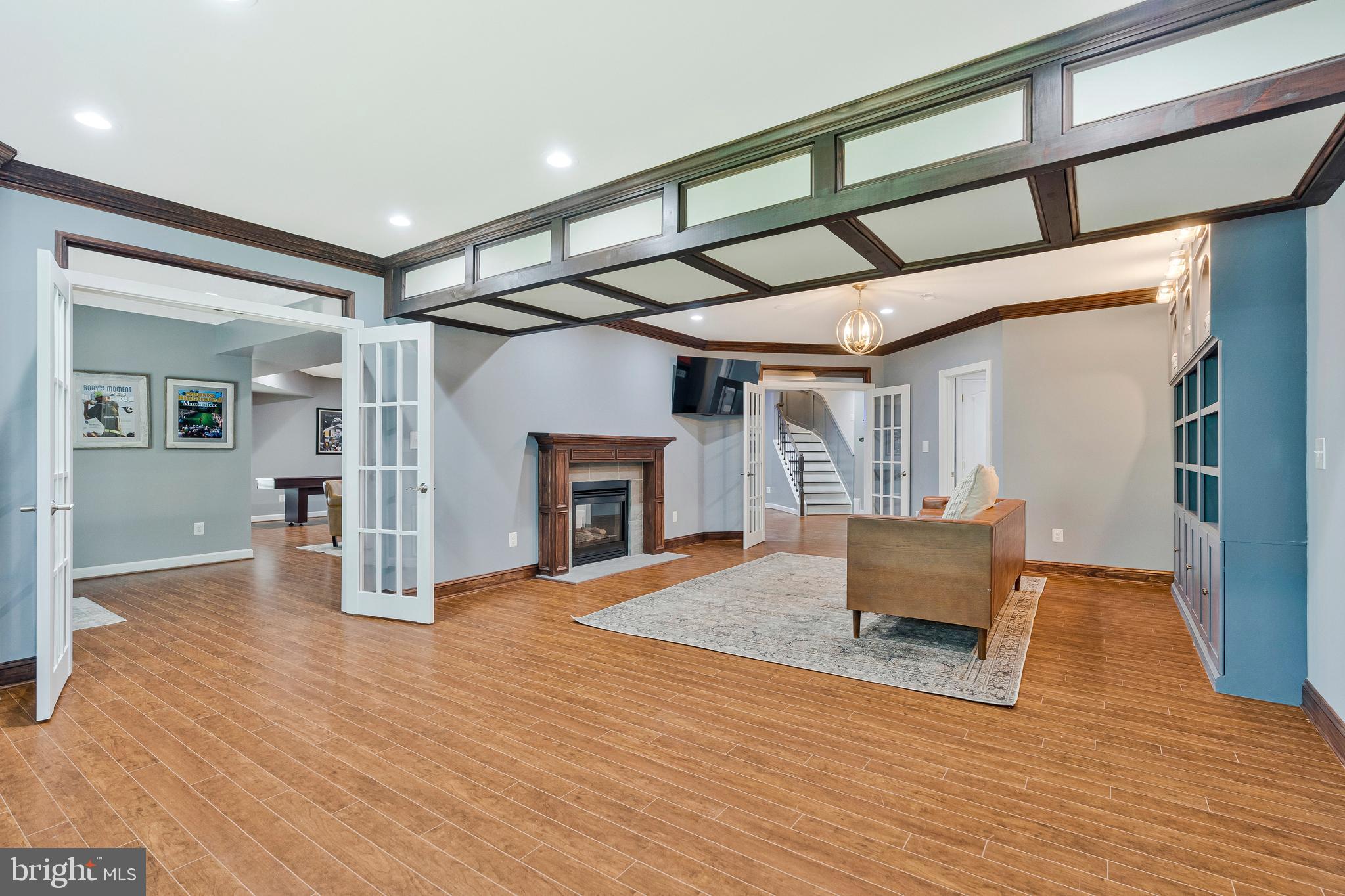 LANSDOWNE ON THE POTOMAC - Residential