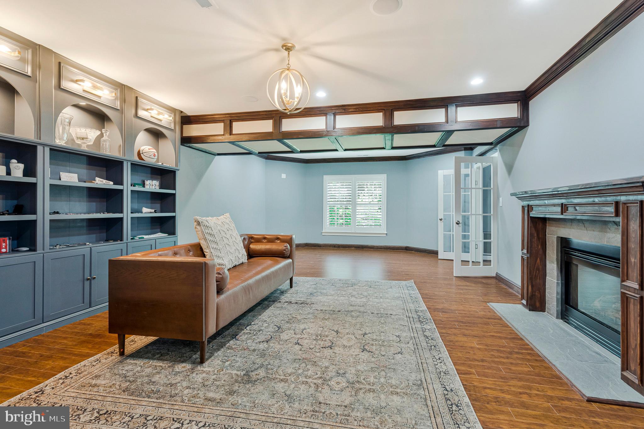 LANSDOWNE ON THE POTOMAC - Residential