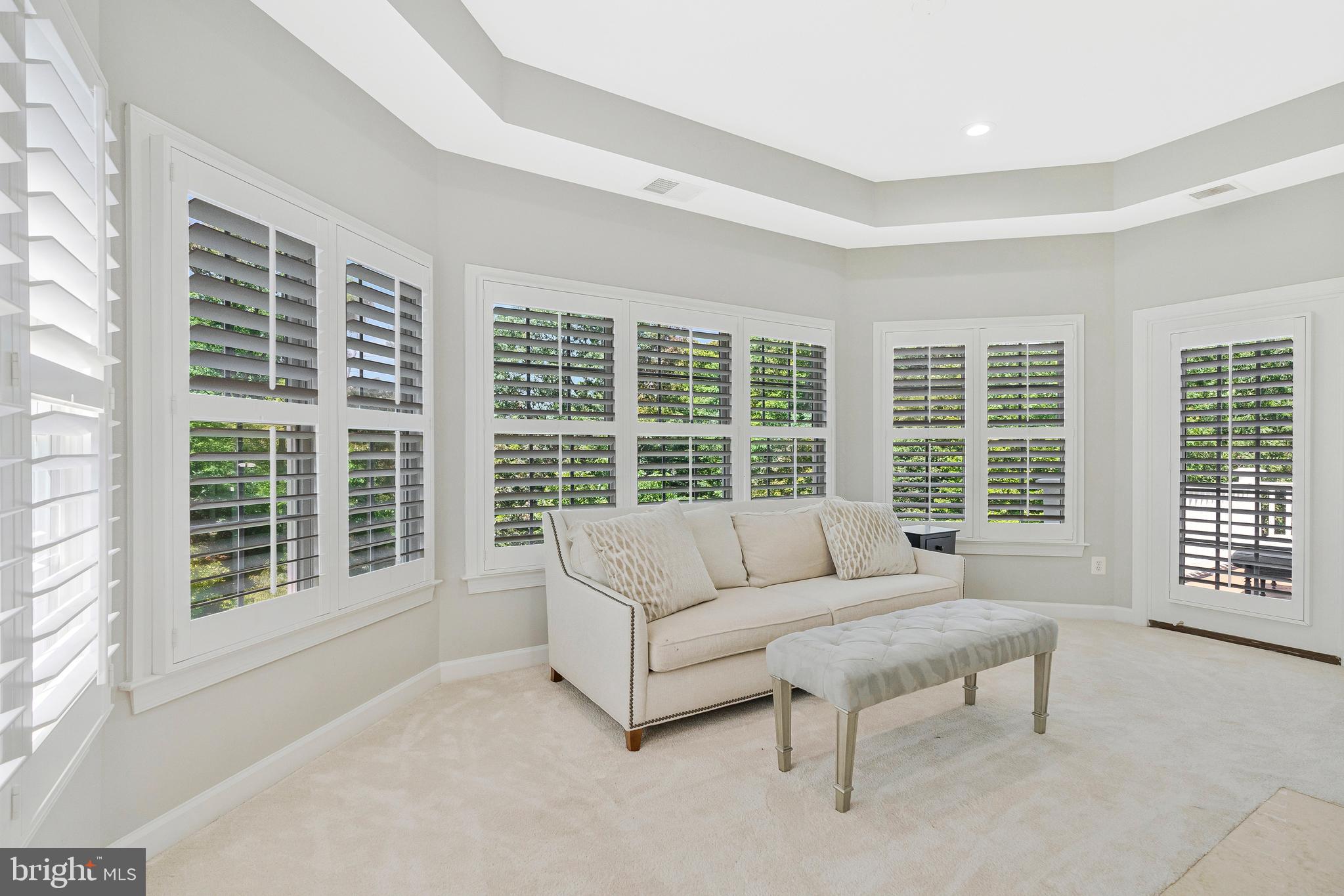 LANSDOWNE ON THE POTOMAC - Residential