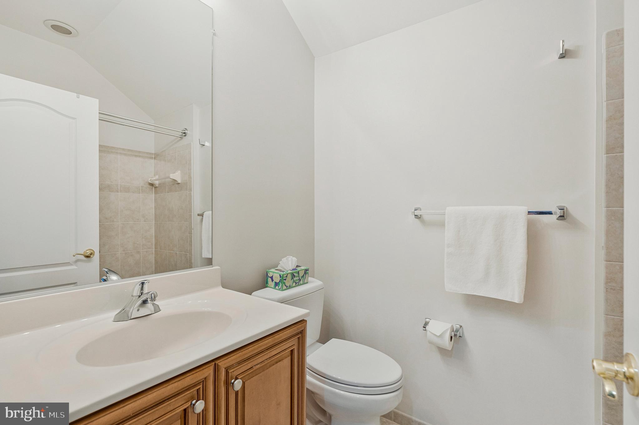 LANSDOWNE ON THE POTOMAC - Residential