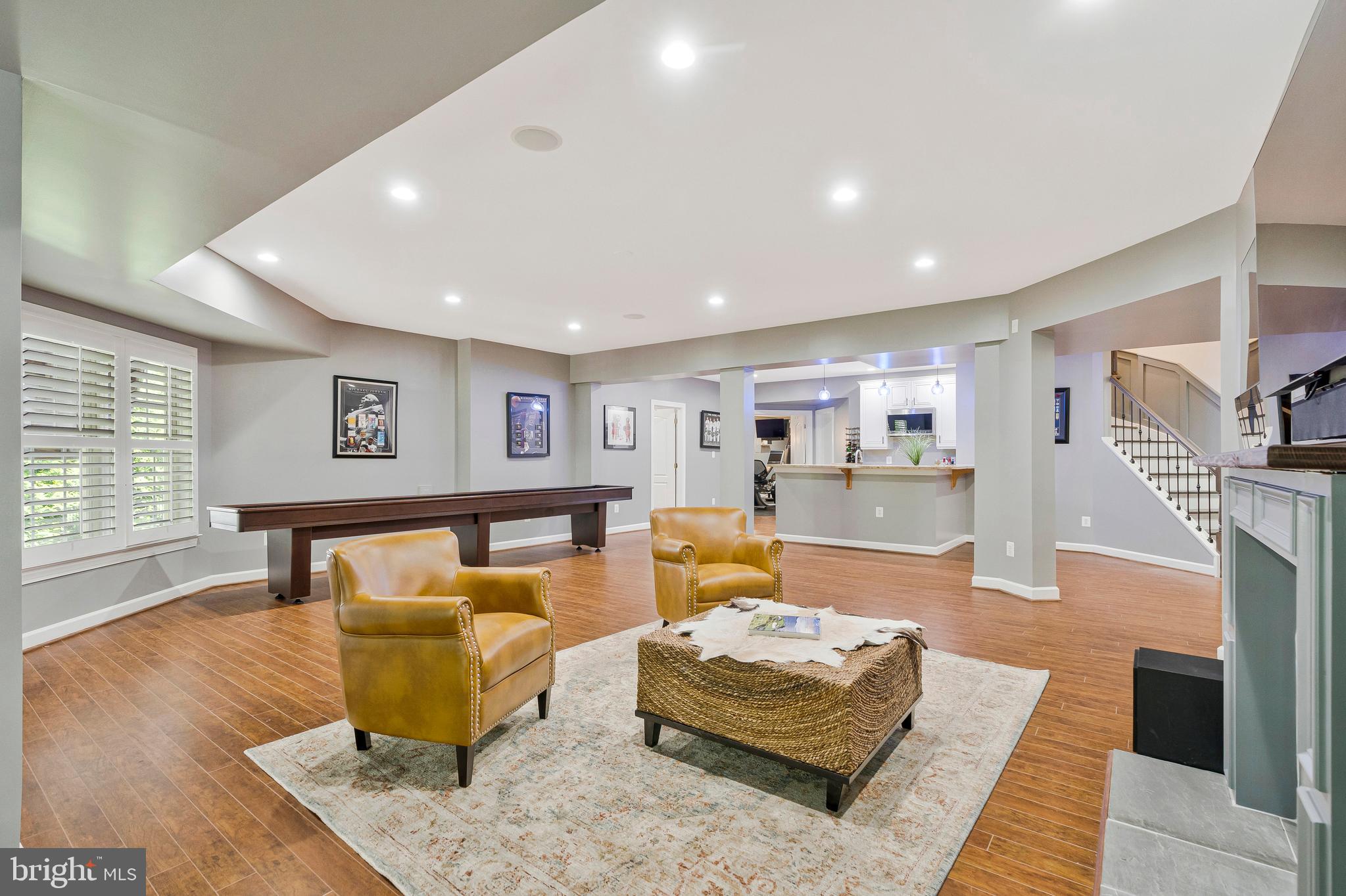 LANSDOWNE ON THE POTOMAC - Residential