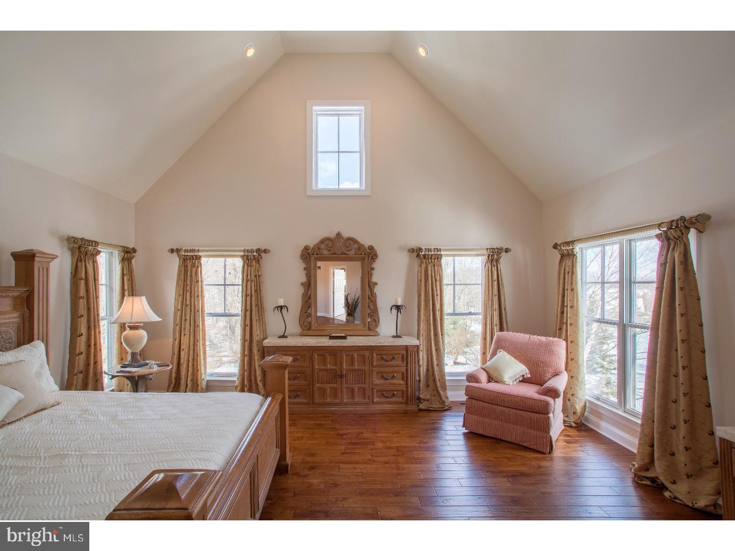 STONE RIDGE - Residential