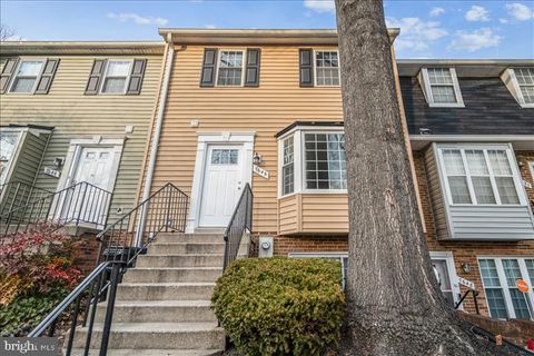 Photo of 7646 S Arbory Lane #320, LAUREL, MD 20707 (MLS # MDPG2188536)