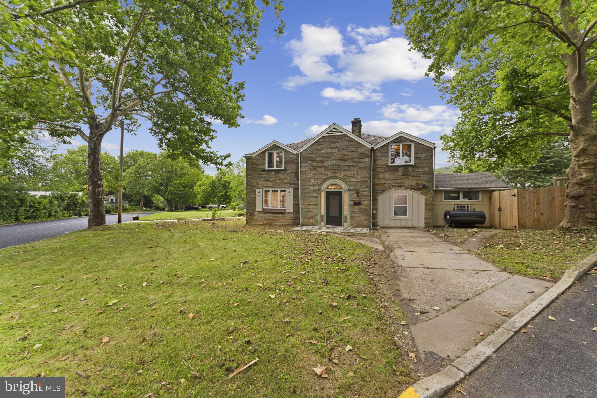 704 EVERGREEN STREET