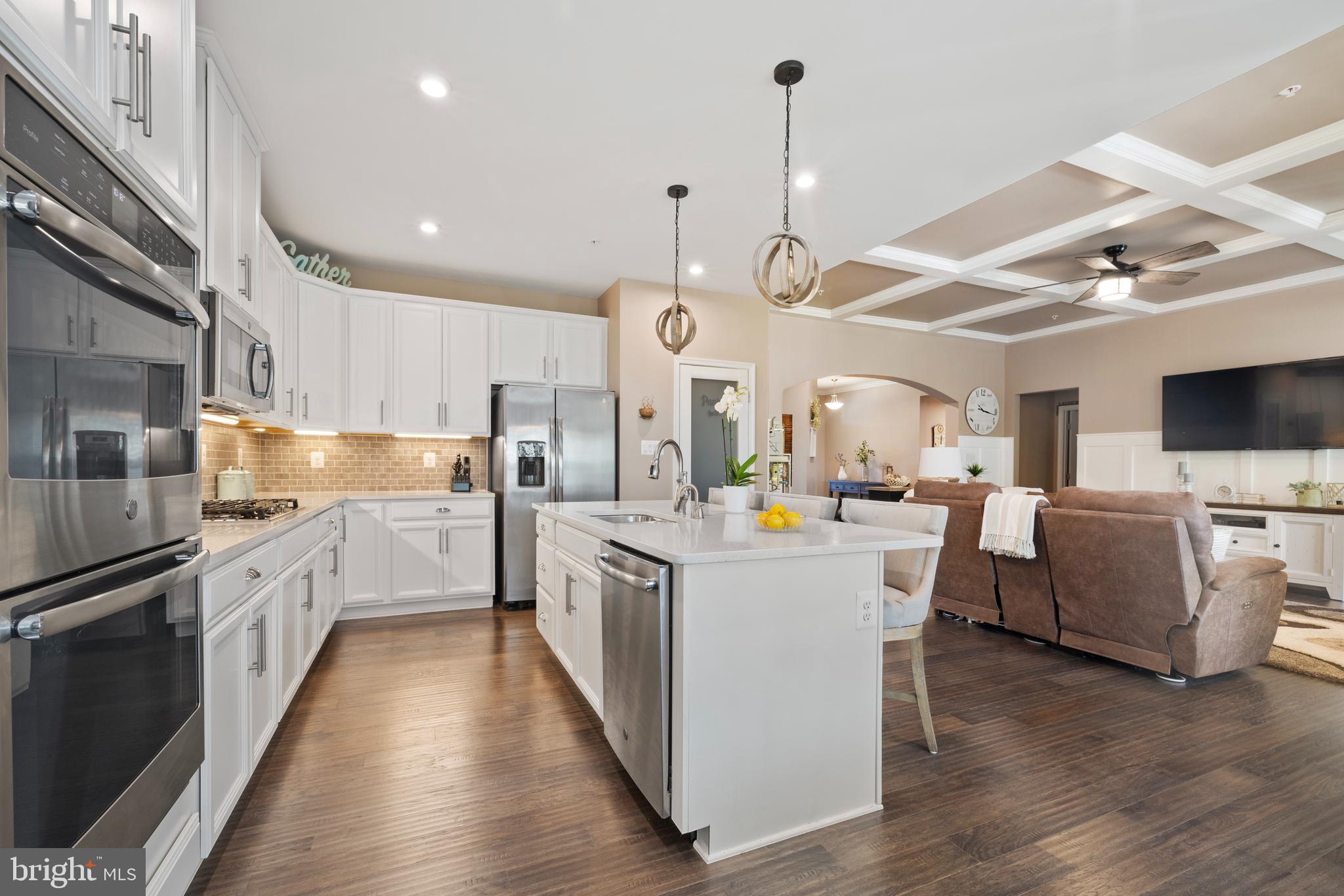 TWO RIVERS - Residential