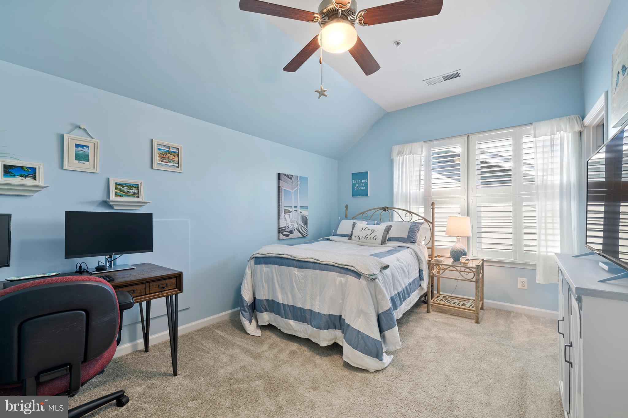 TWO RIVERS - Residential