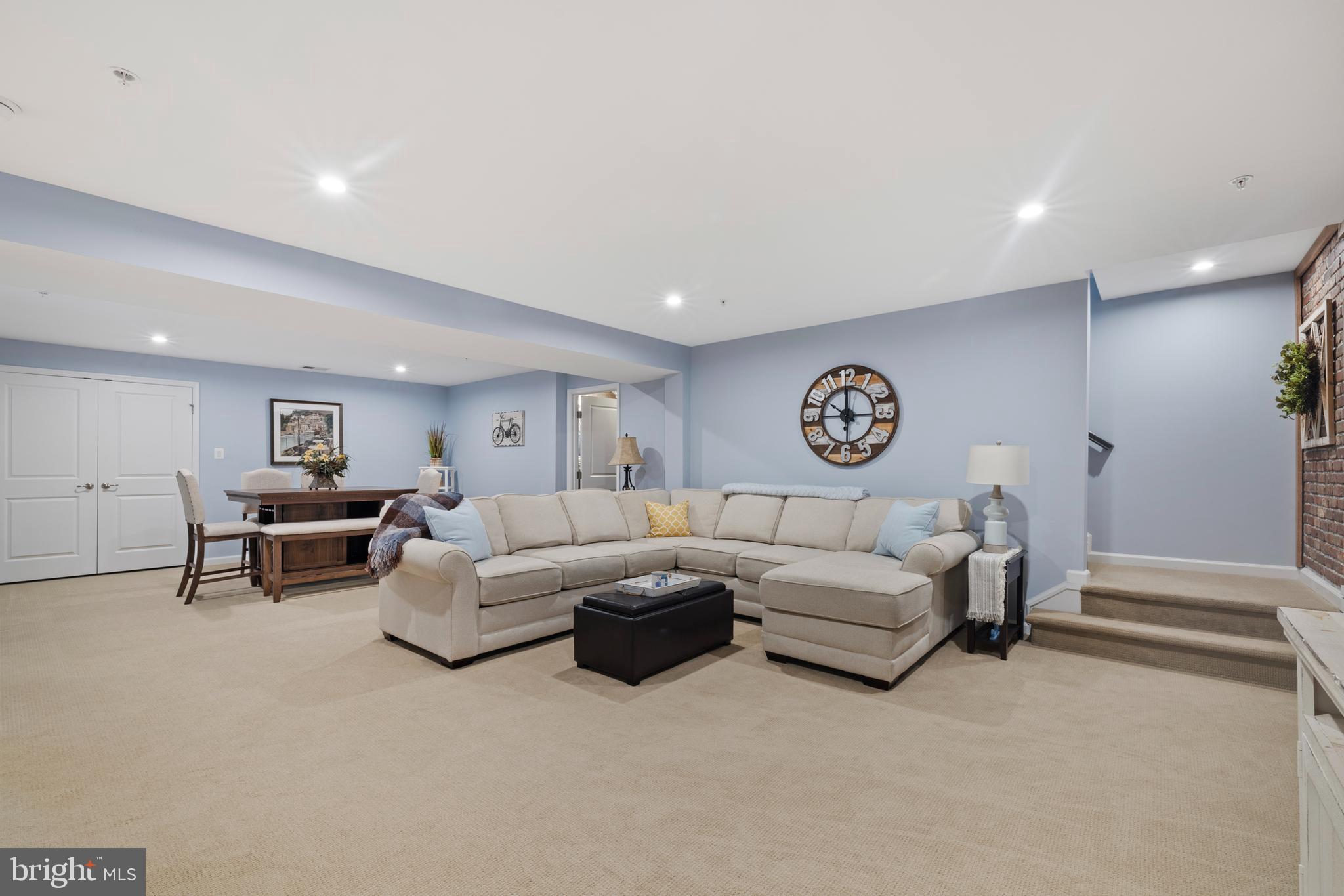 TWO RIVERS - Residential