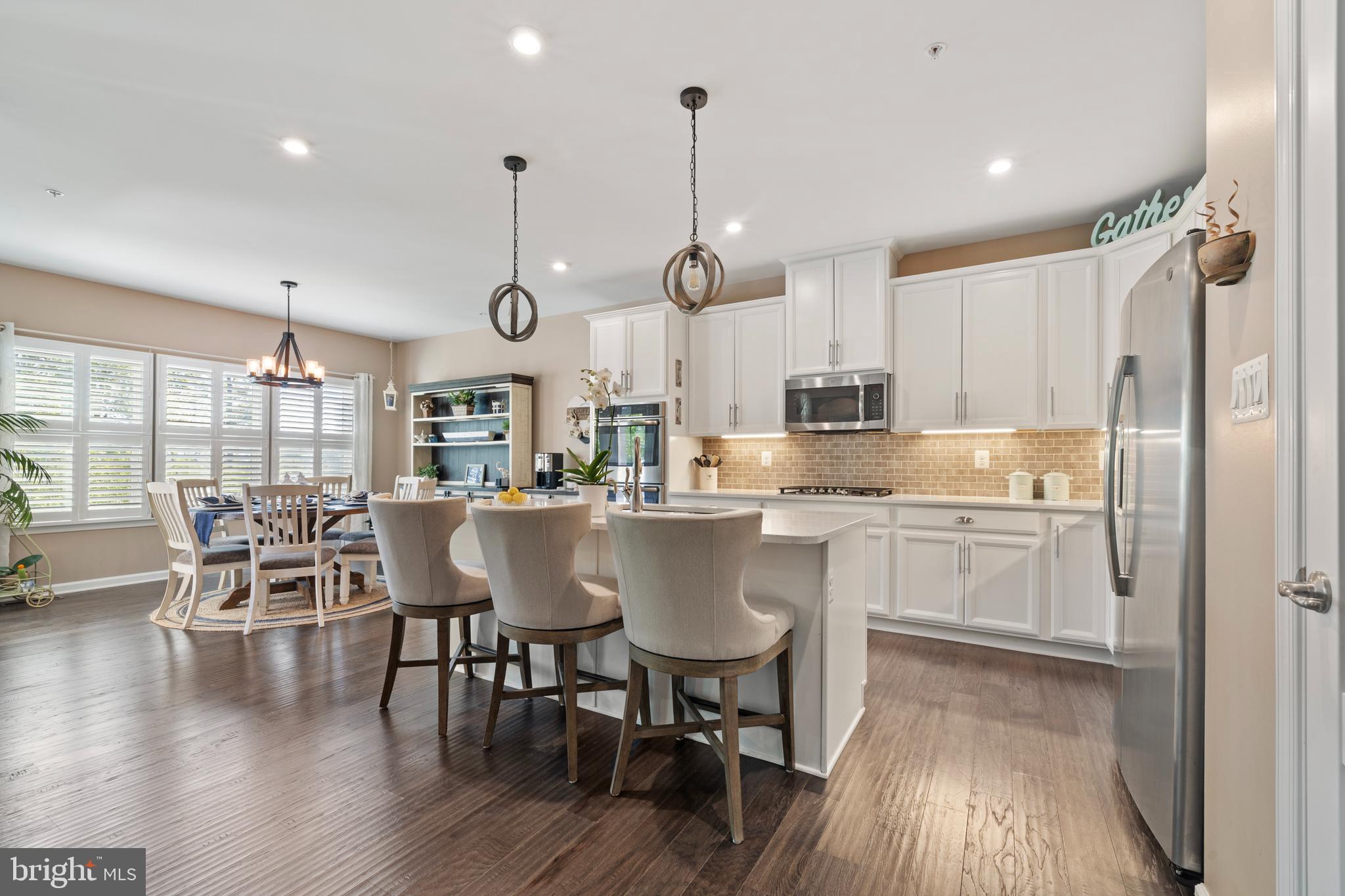 TWO RIVERS - Residential