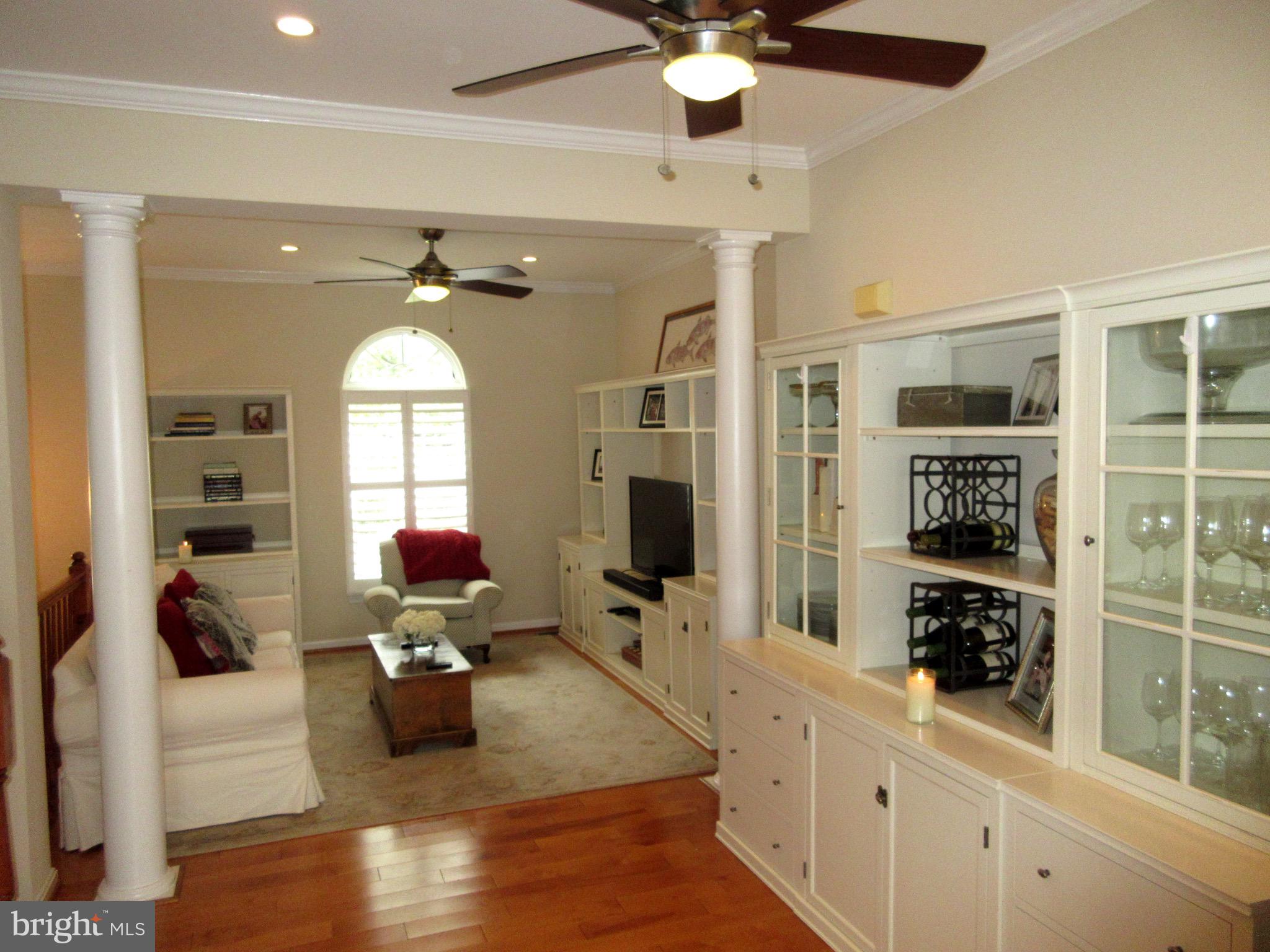 TOWNES AT CAMERON PARKE - Residential