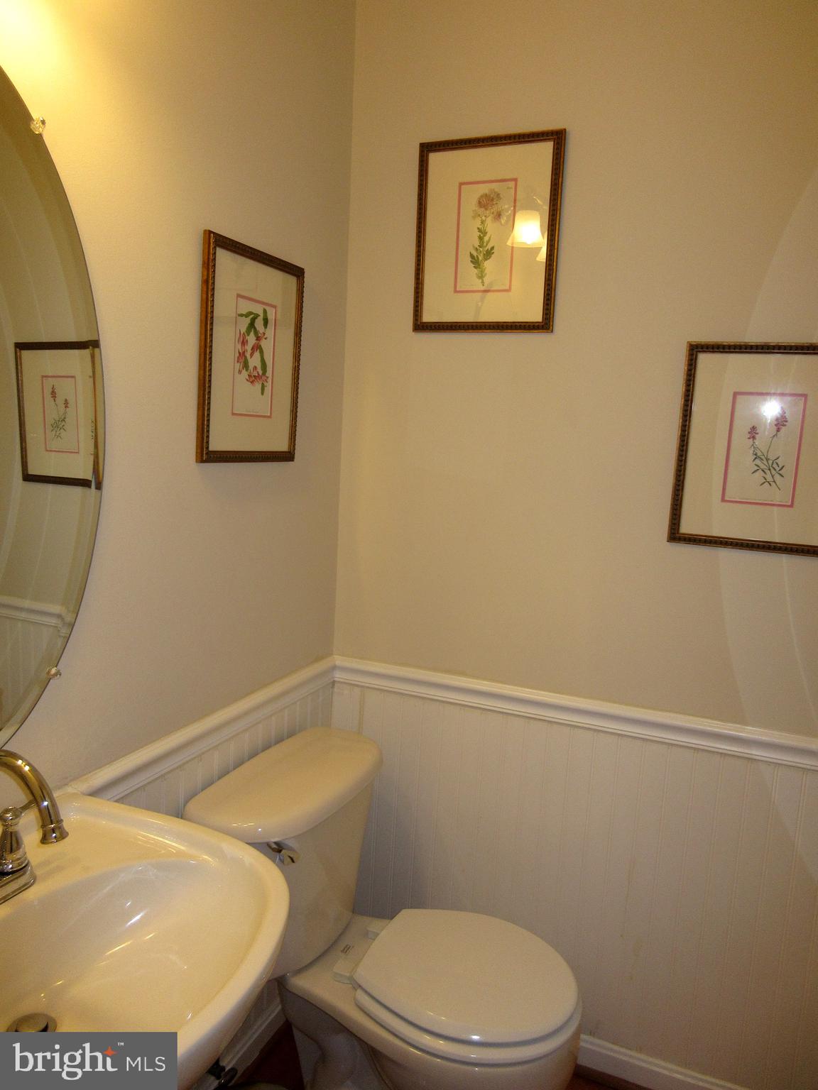 TOWNES AT CAMERON PARKE - Residential