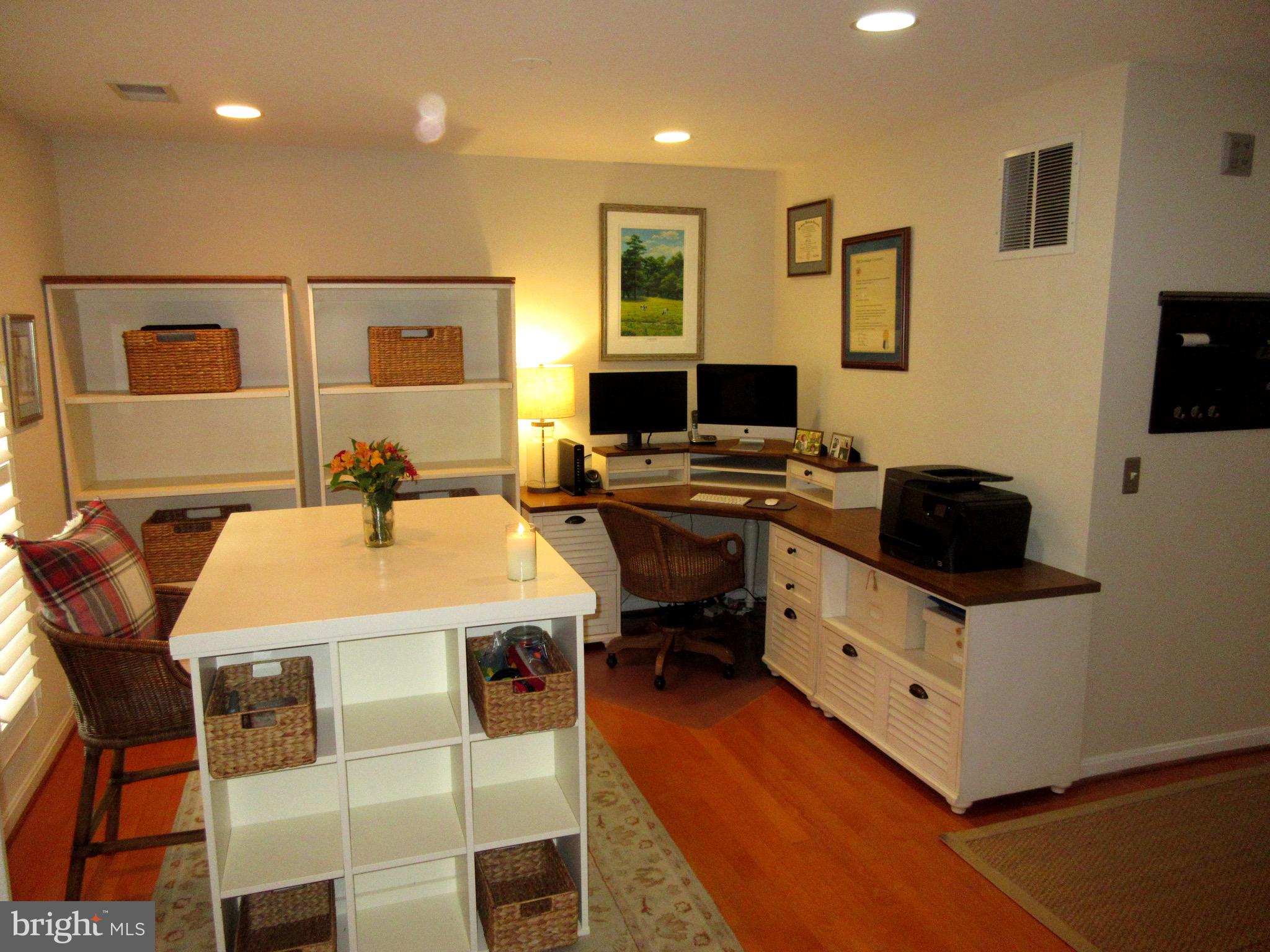 TOWNES AT CAMERON PARKE - Residential