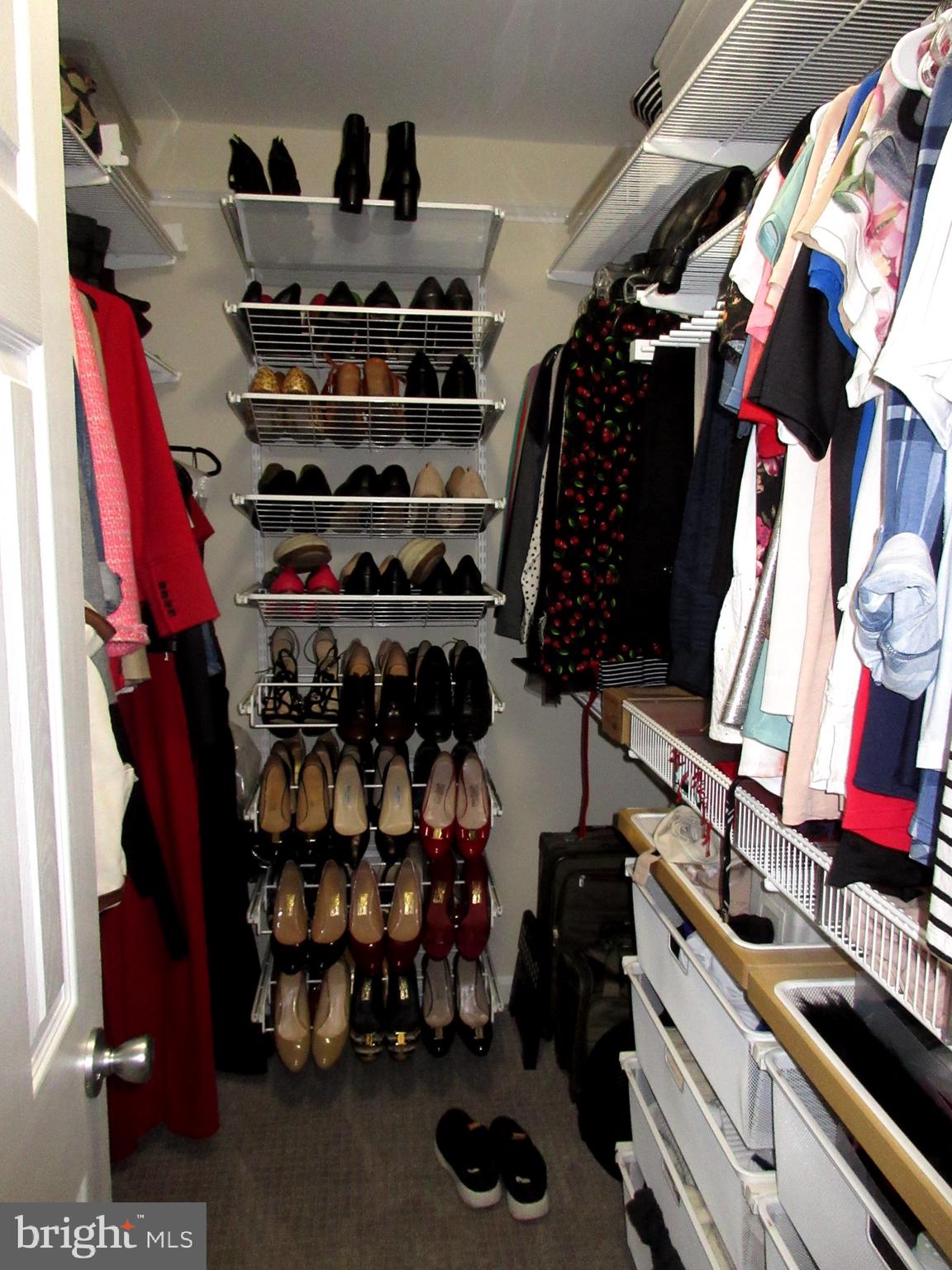 TOWNES AT CAMERON PARKE - Residential