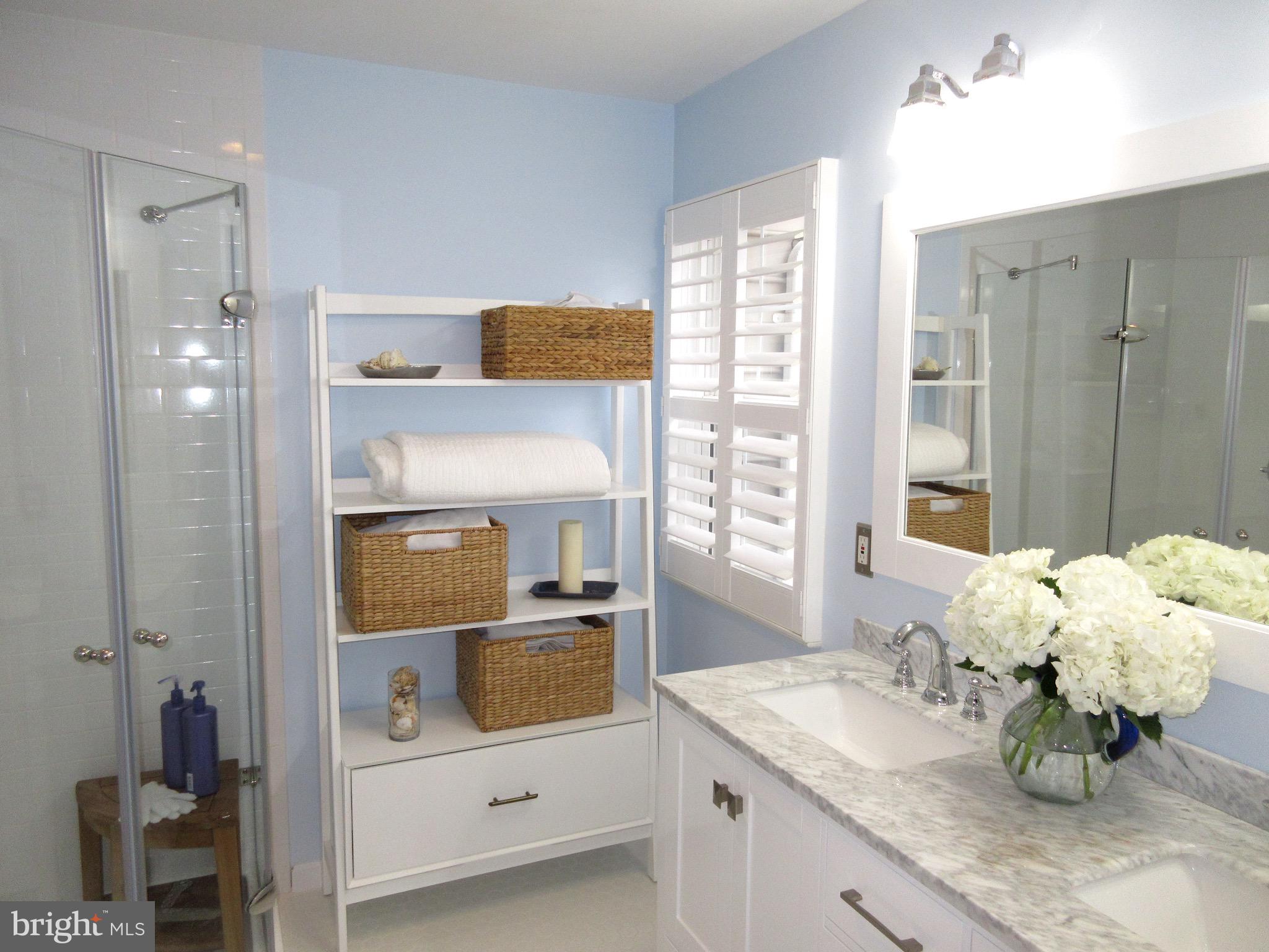 TOWNES AT CAMERON PARKE - Residential