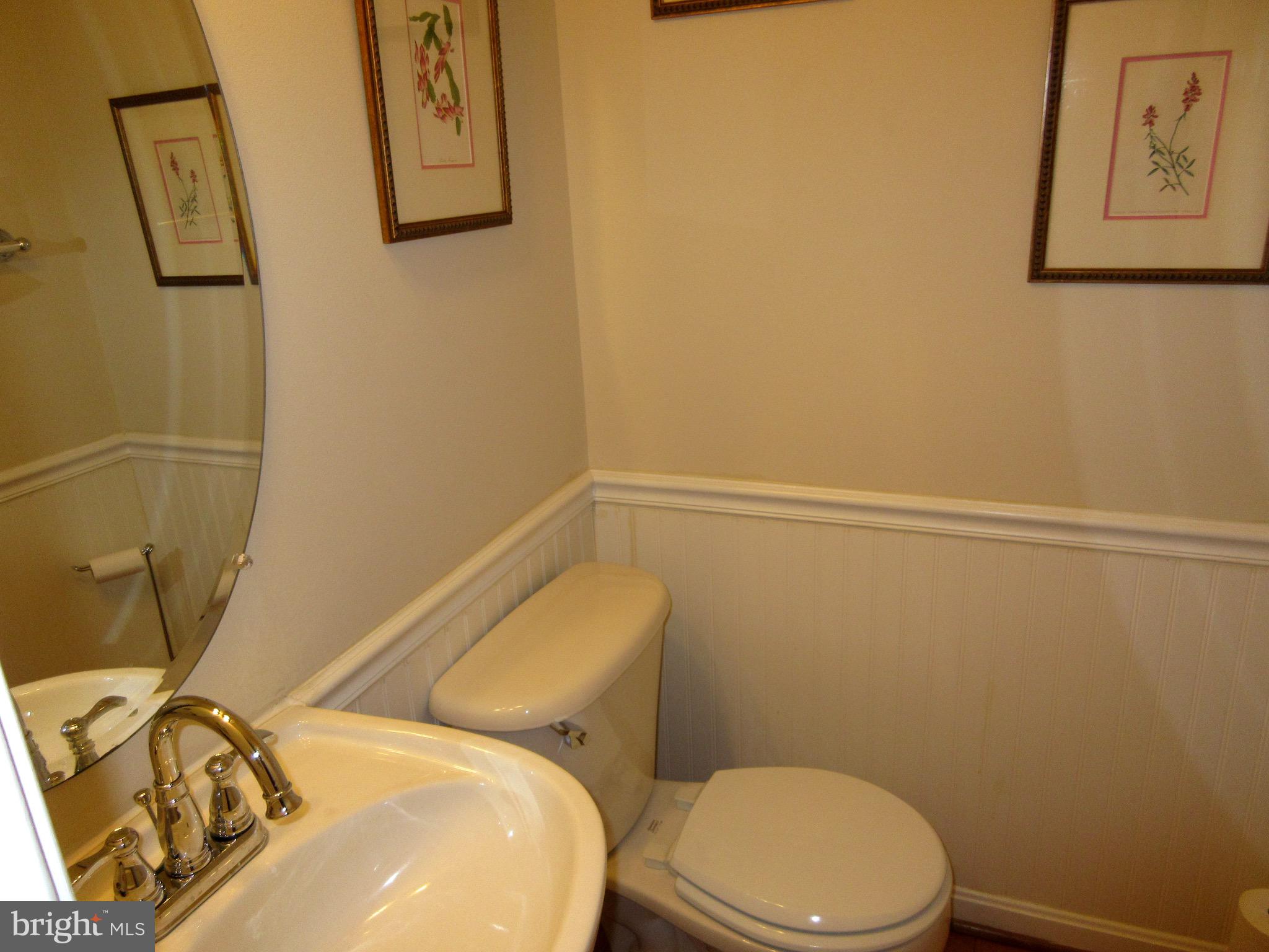 TOWNES AT CAMERON PARKE - Residential