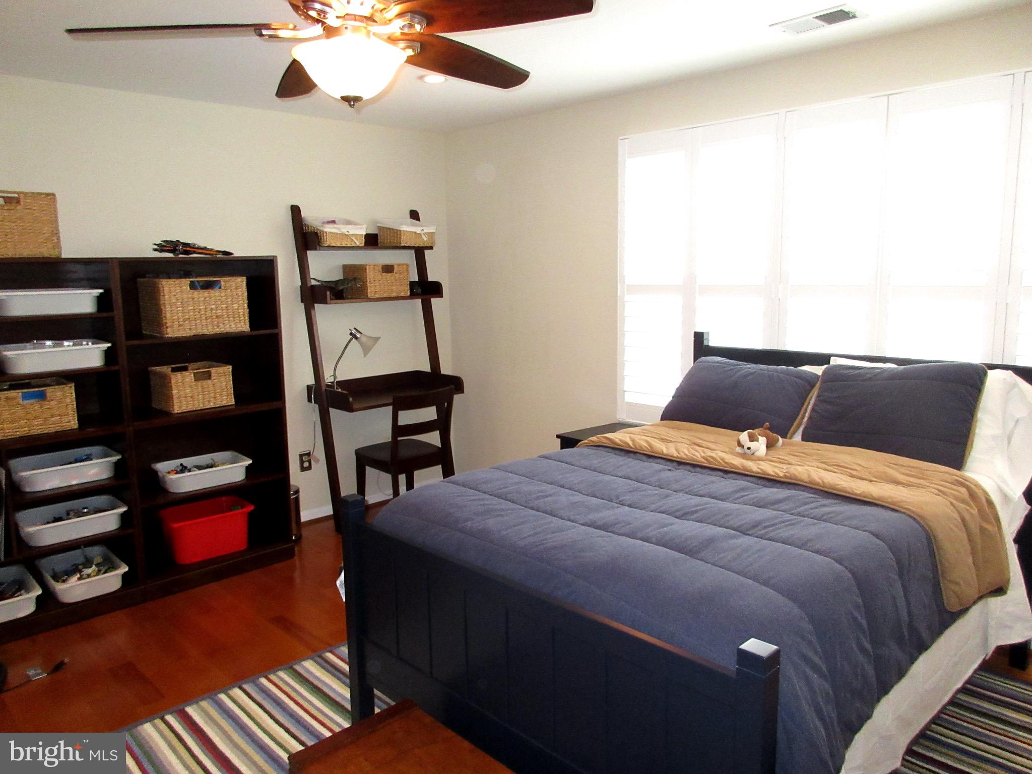 TOWNES AT CAMERON PARKE - Residential